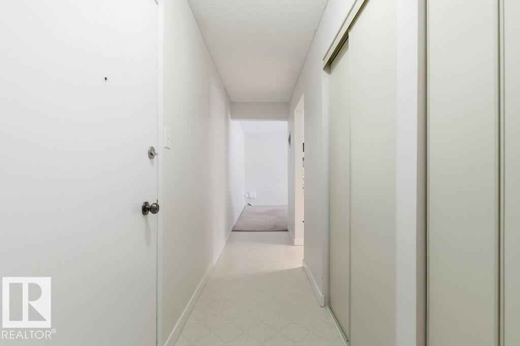 Photo 8 at 124 - 5730 Riverbend Road NW, Brander Gardens, Edmonton