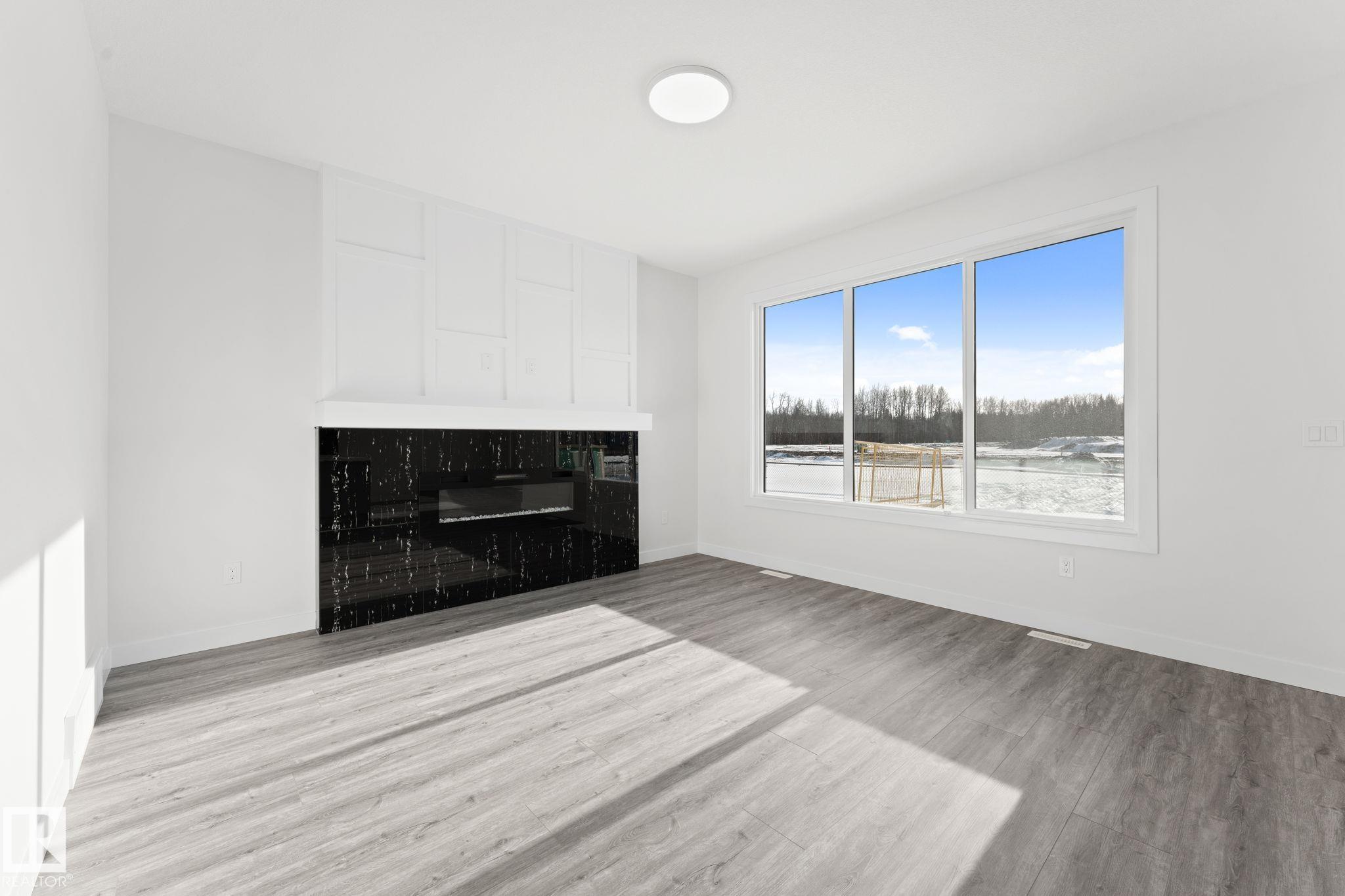 Photo 12 at 3 Pierwyck Loop, Fenwyck, Spruce Grove