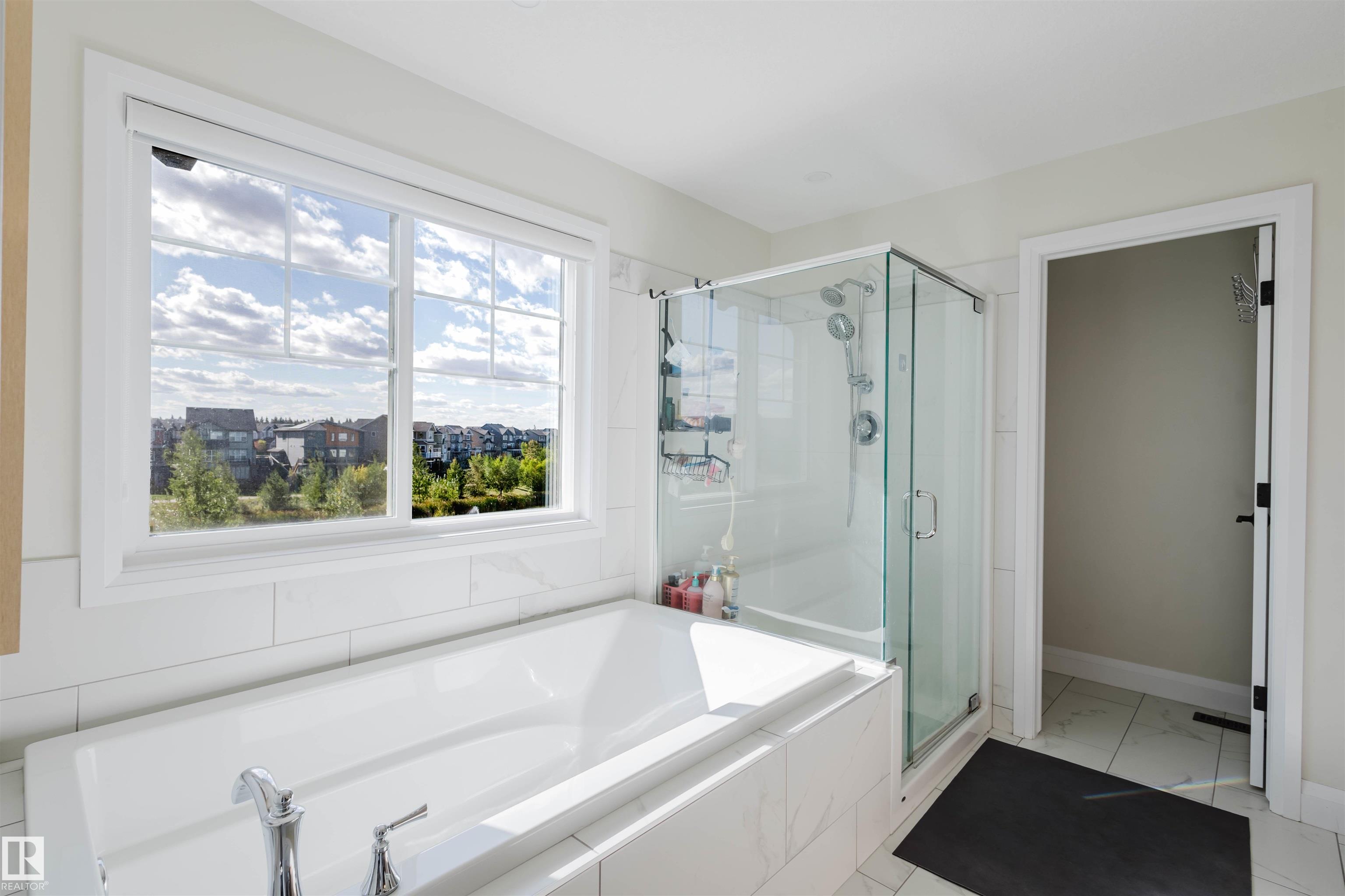 Photo 32 at 1415 Darby Green green SW, Desrochers Area, Edmonton