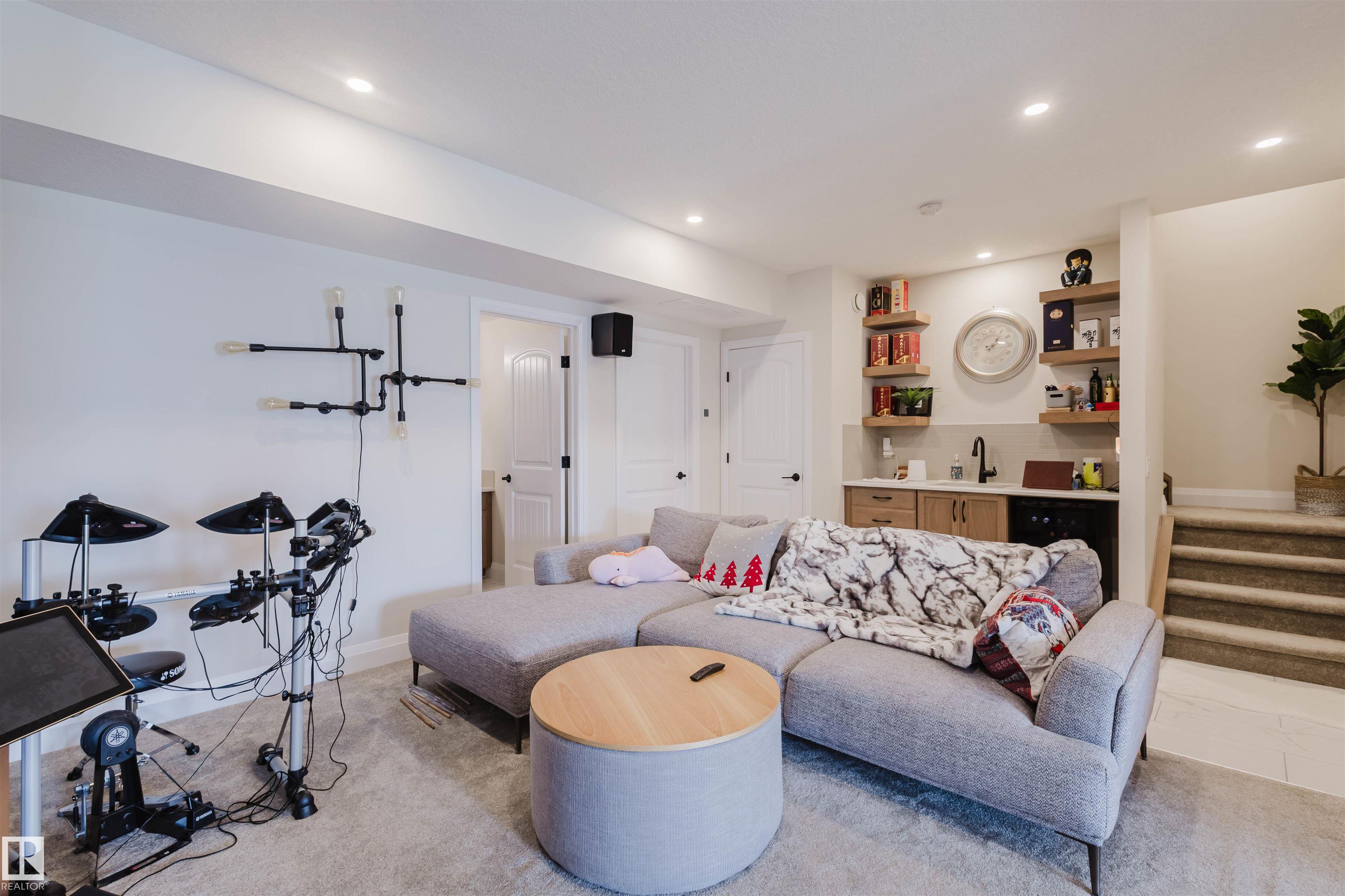 Photo 39 at 1415 Darby Green green SW, Desrochers Area, Edmonton