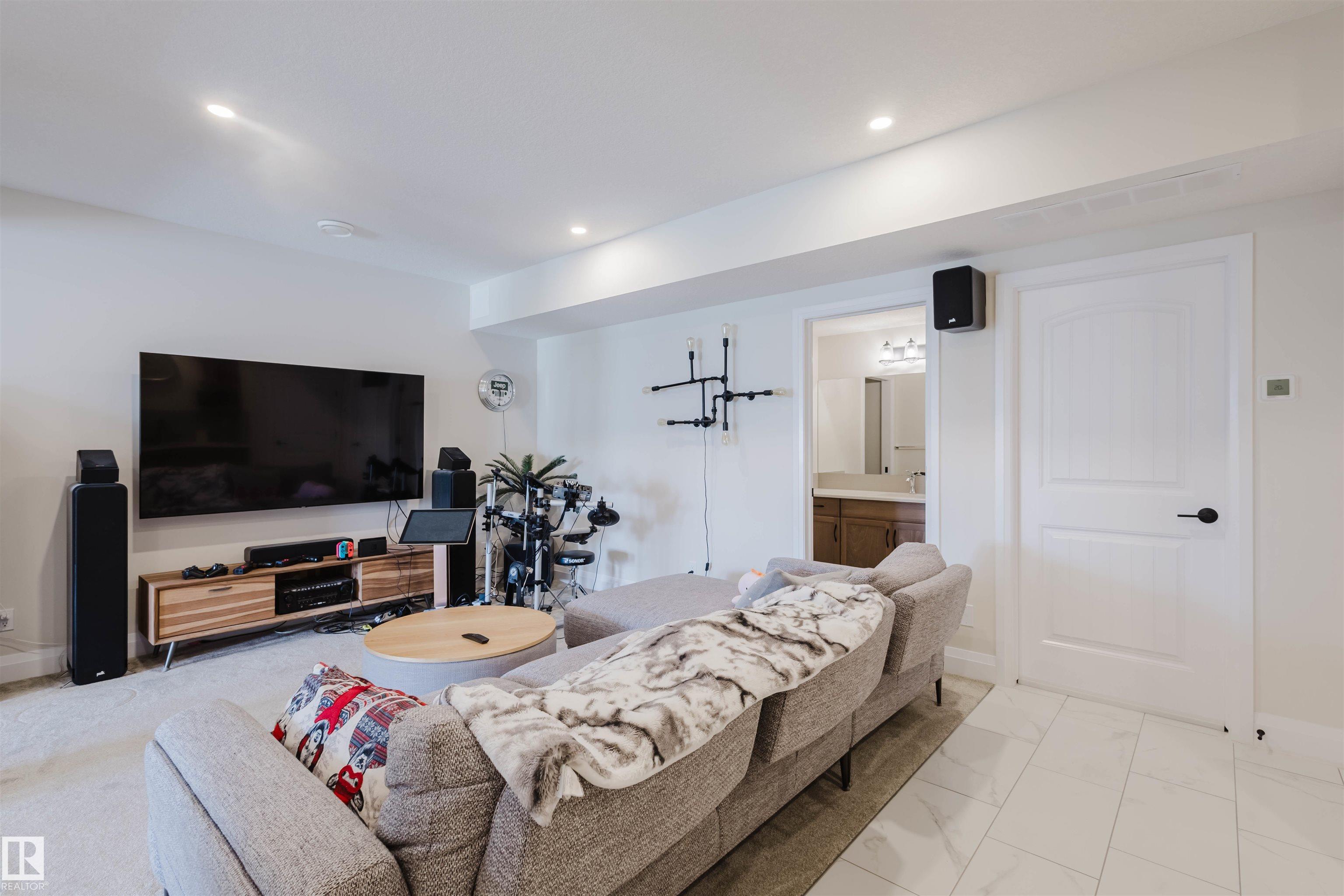 Photo 47 at 1415 Darby Green green SW, Desrochers Area, Edmonton