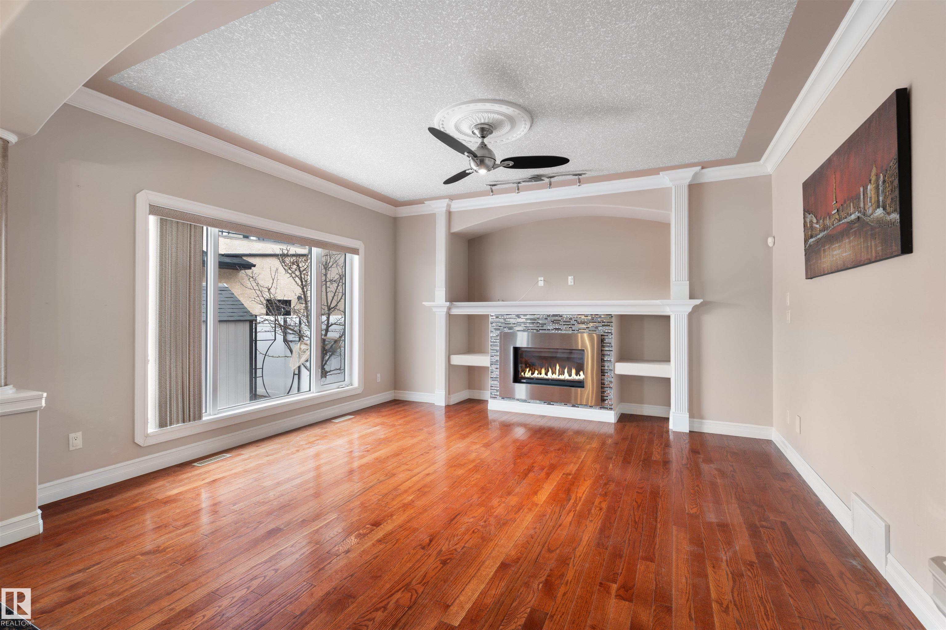 Photo 10 at 9203 160 Avenue NW, Eaux Claires, Edmonton