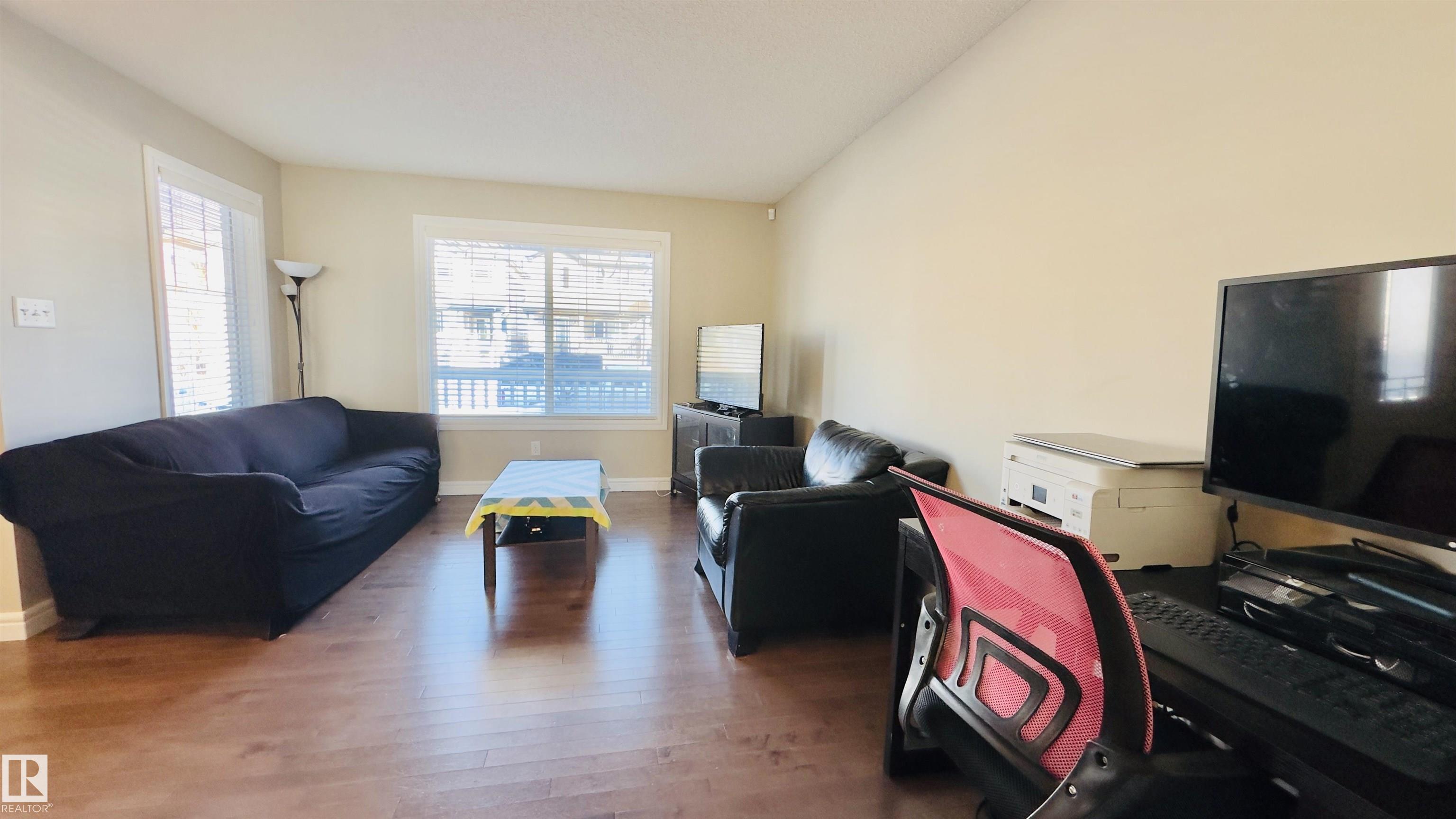 Photo 14 at 1542 33a Street NW, Laurel, Edmonton