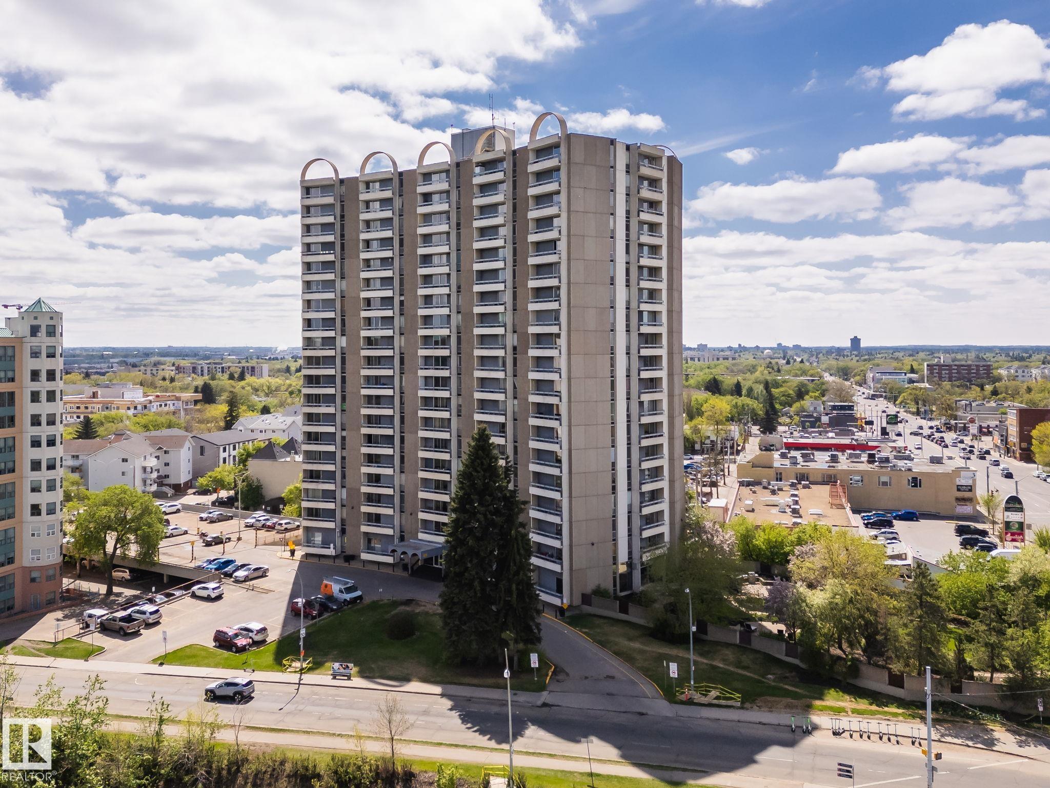 Photo 4 at 1602 - 10883 Saskatchewan Drive NW, Garneau, Edmonton