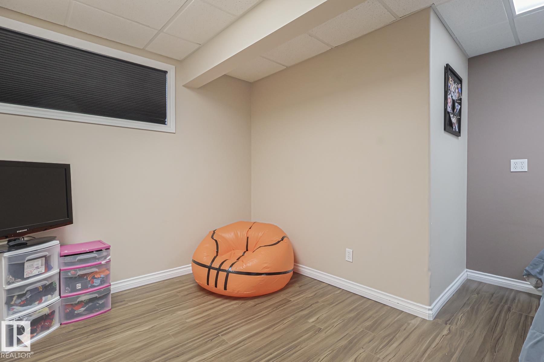 Photo 39 at 16 Hartwick Gate, Harvest Ridge, Spruce Grove