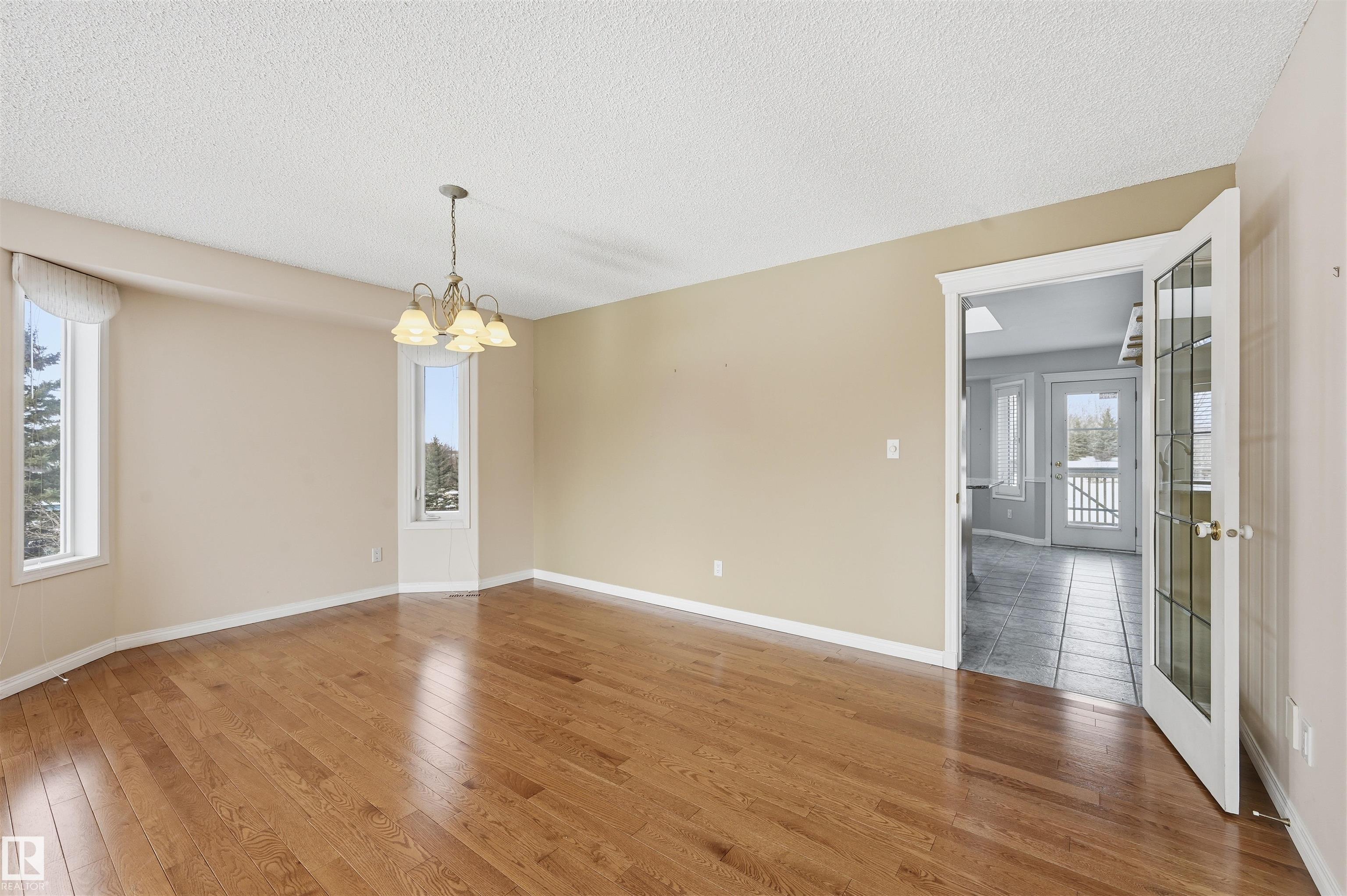 Photo 7 at 370 - 50247 Rge Rd 232, Scottsdale Estates, Rural Leduc County