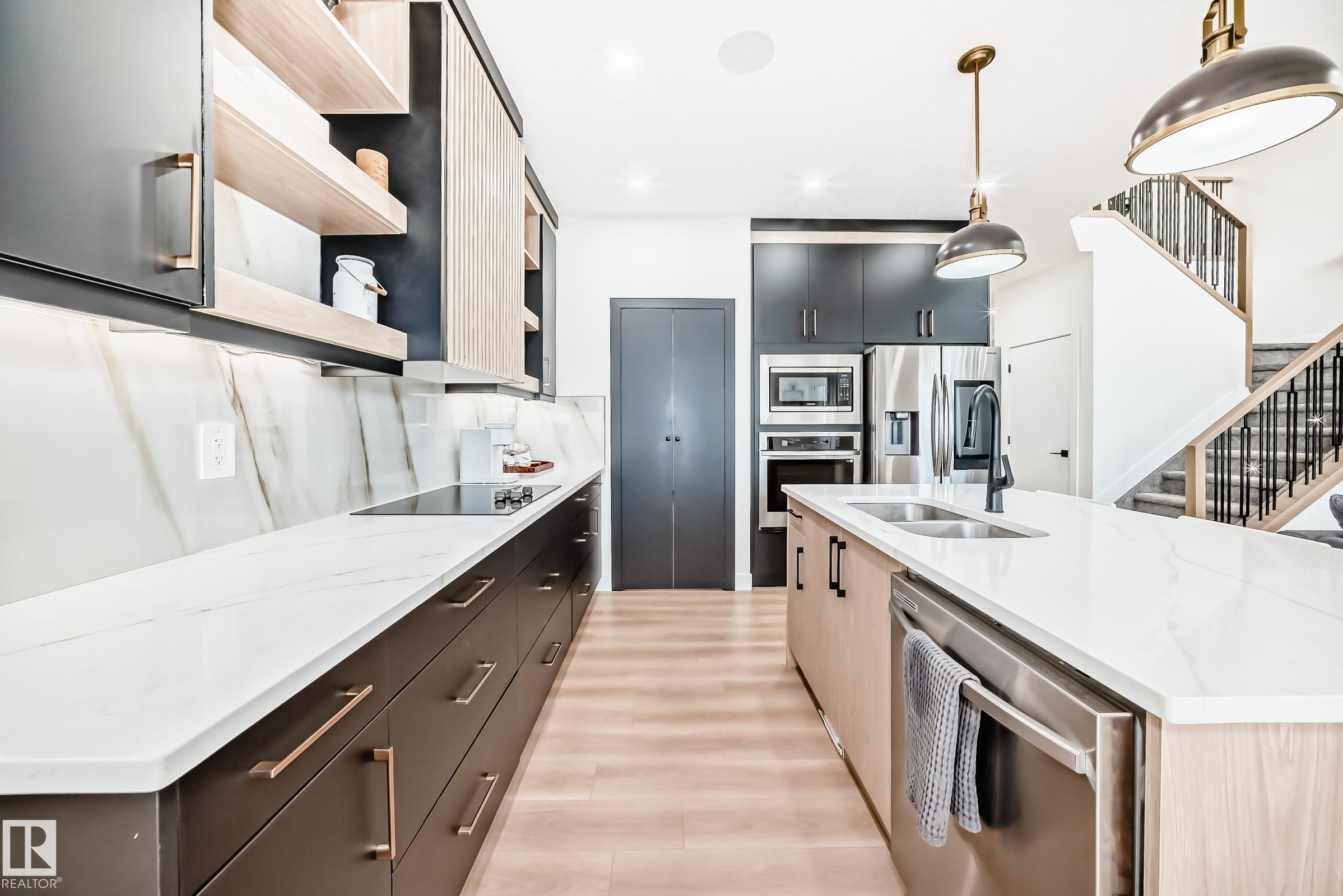 Photo 9 at 14 Edgefield Way, Erin Ridge North, St. Albert