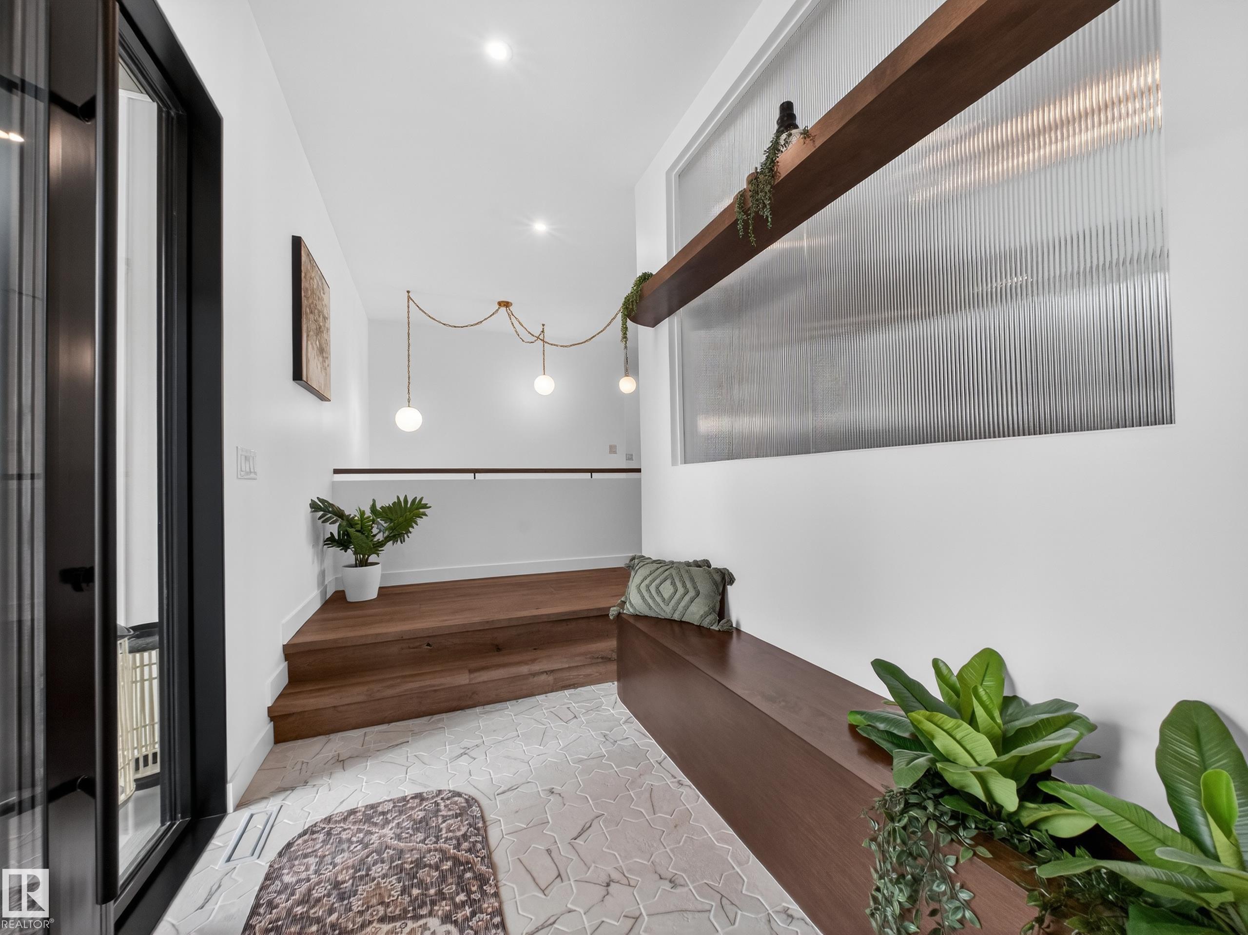 7104 54 Avenue, Elan, Beaumont