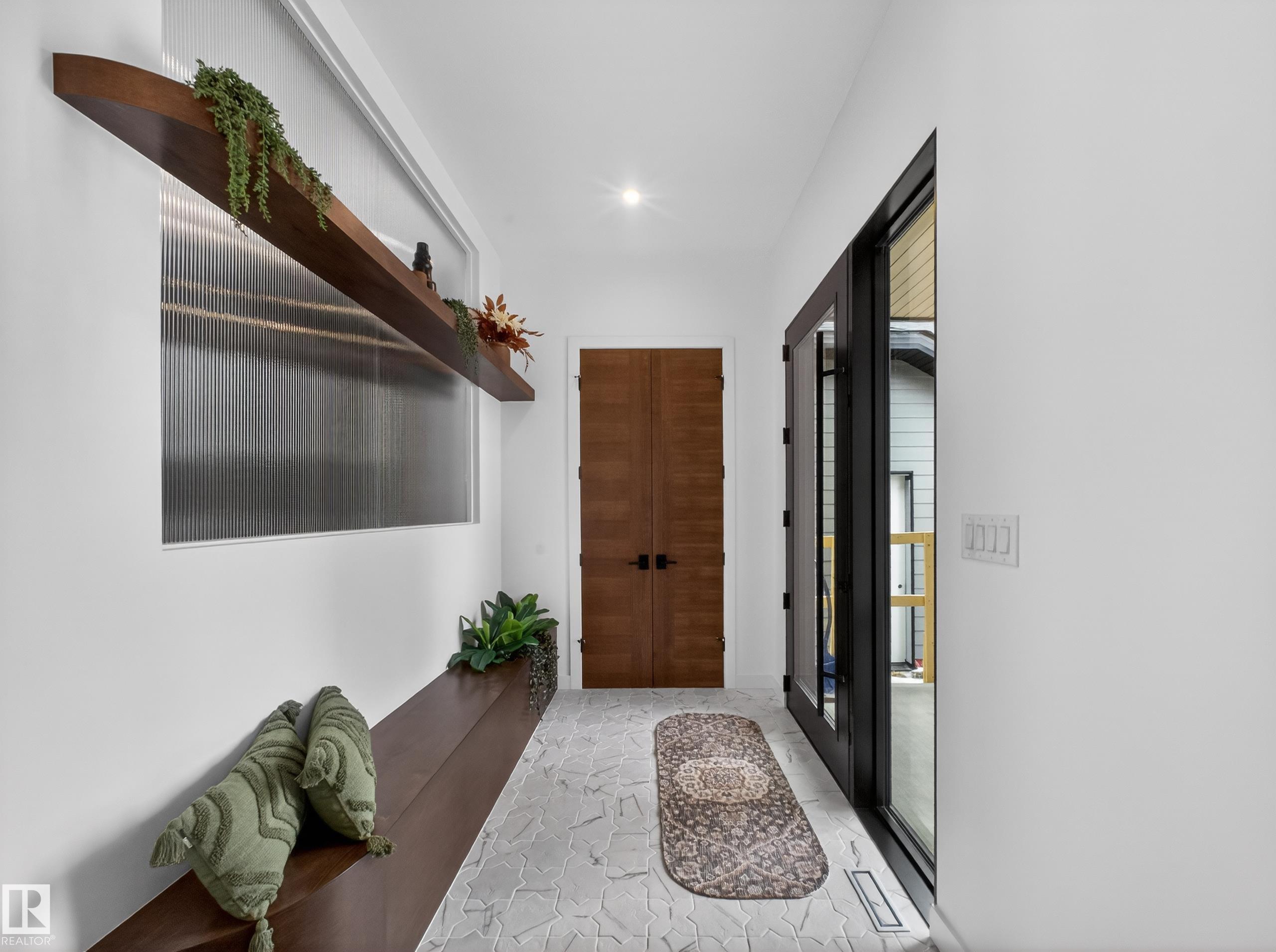 7104 54 Avenue, Elan, Beaumont