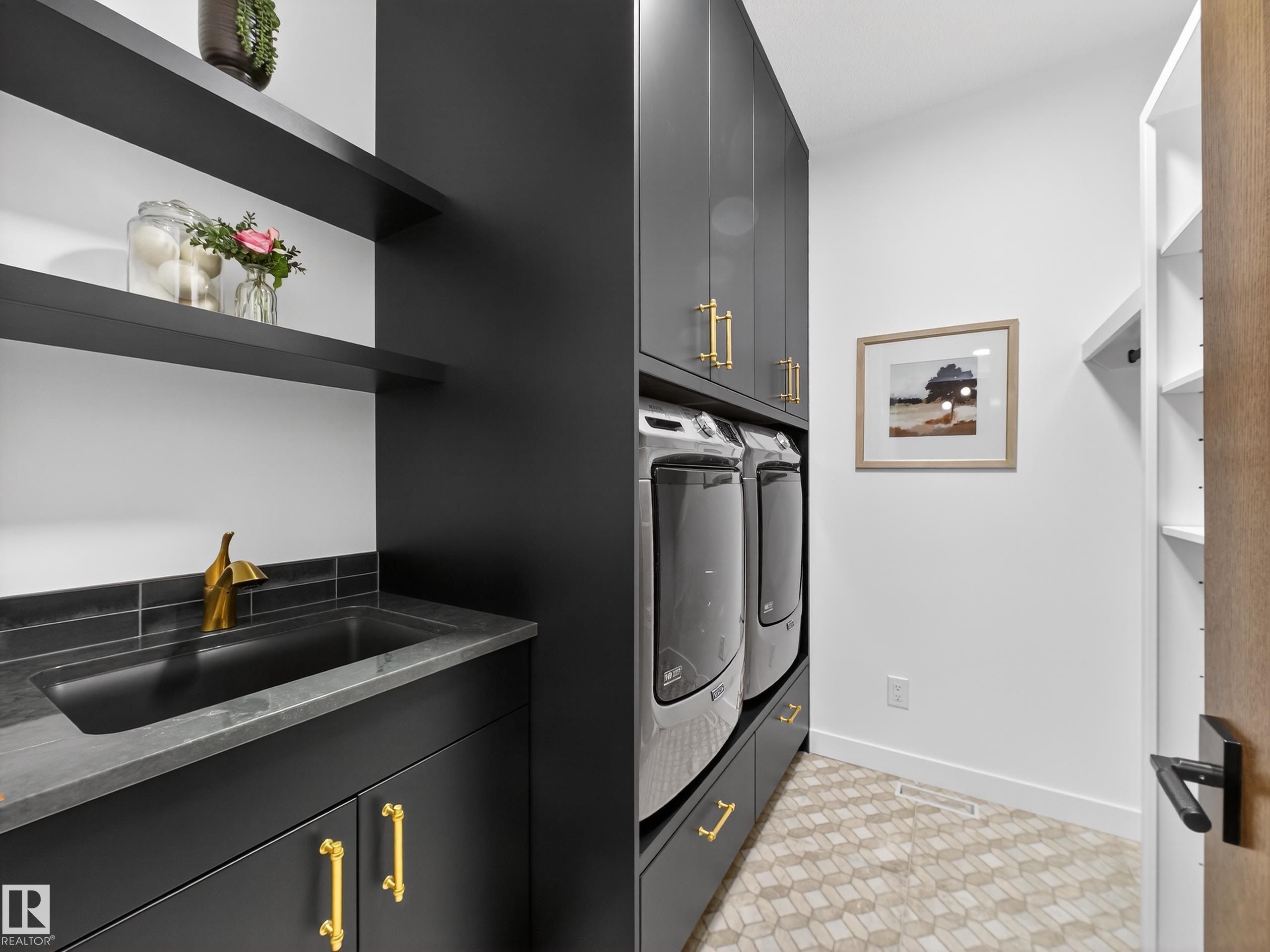 Photo 32 at 7104 54 Avenue, Elan, Beaumont