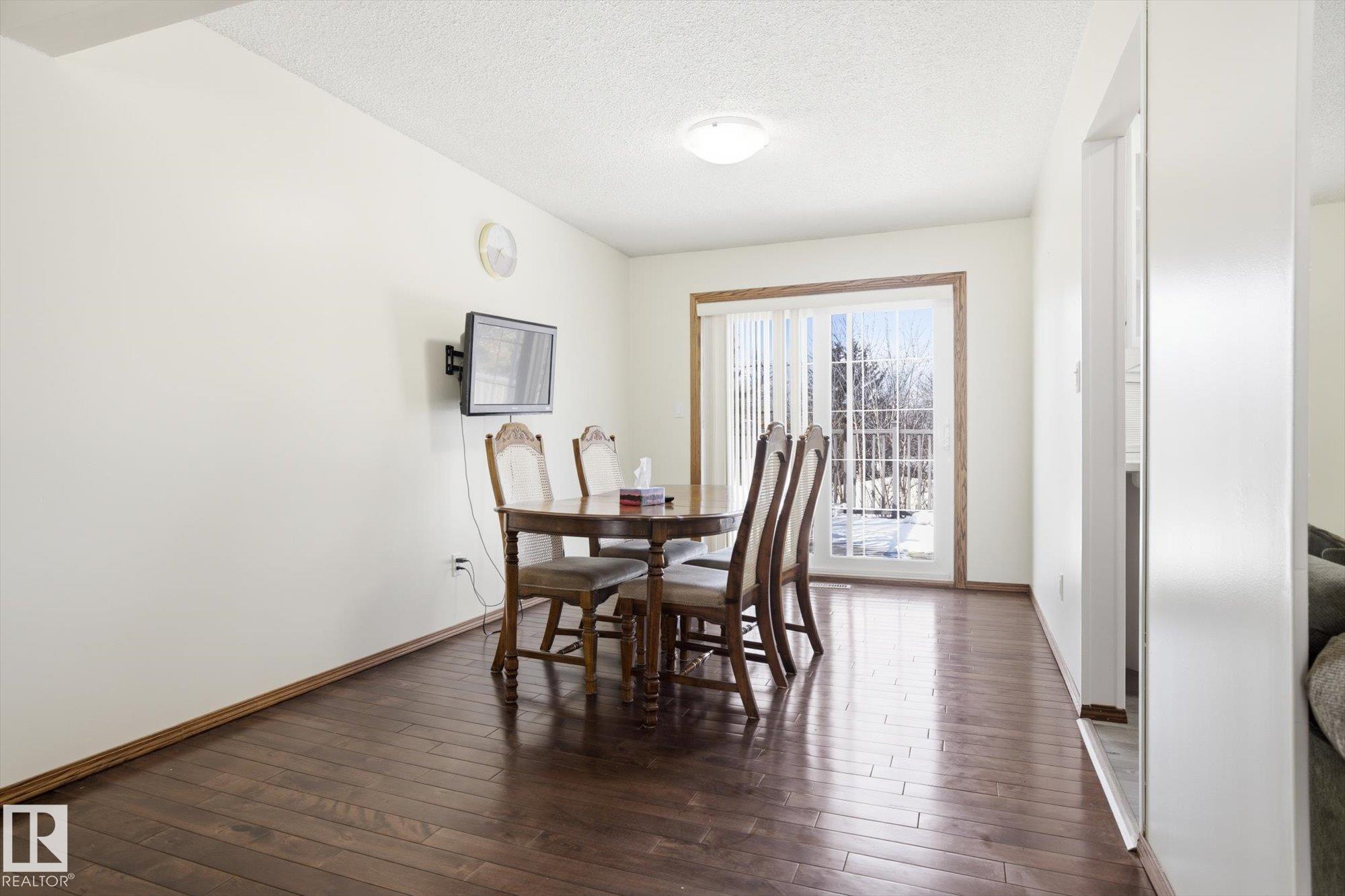 Photo 10 at 83 Bellevue Crescent, Braeside, St. Albert