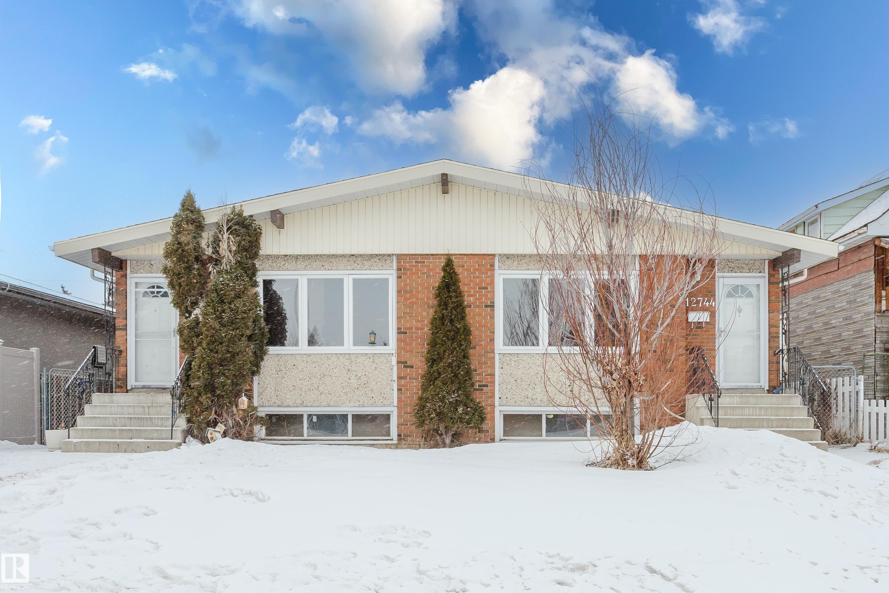 12742/ 12744 86 Street NW, Killarney, Edmonton photo number 2
