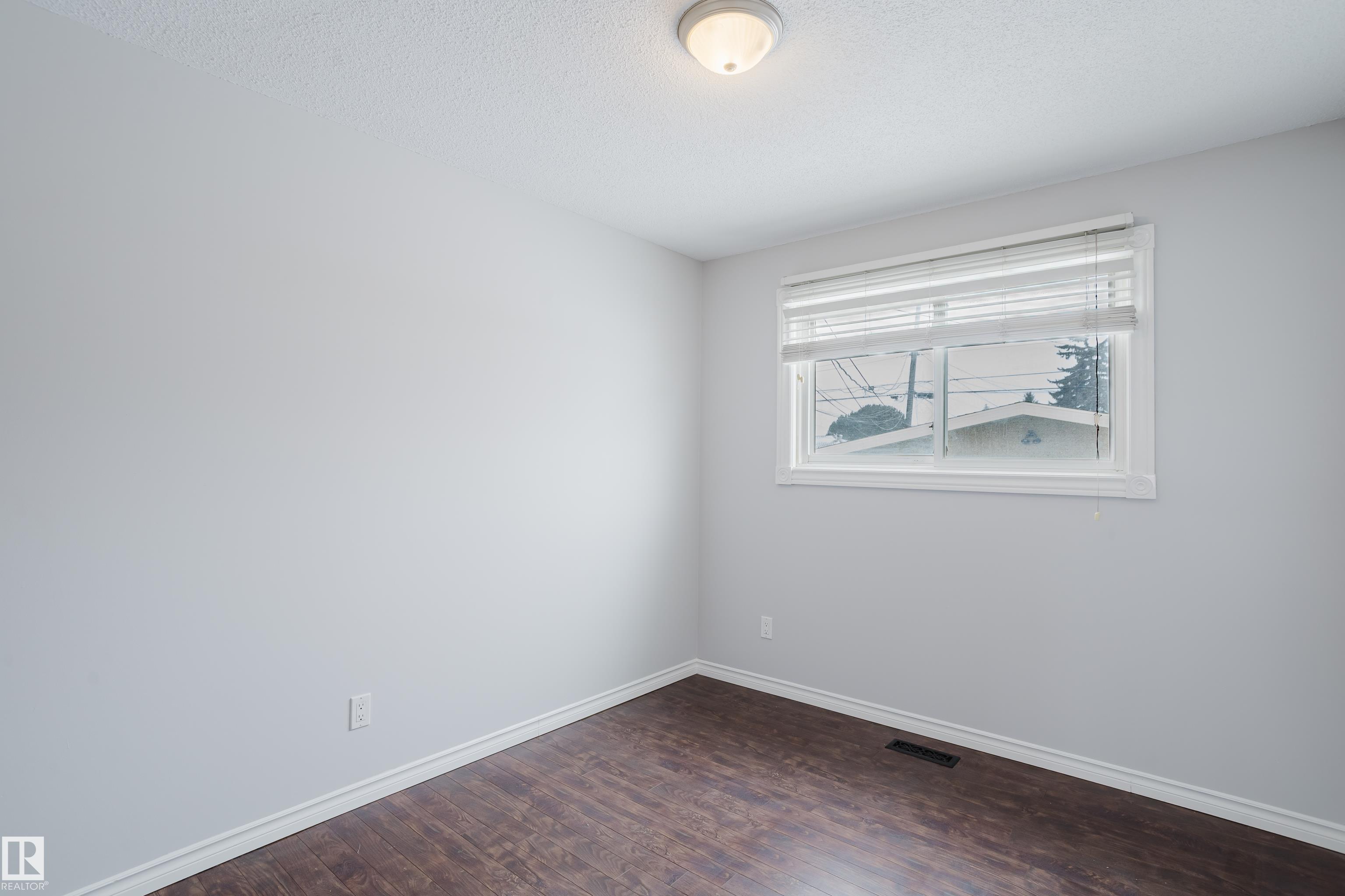 Photo 17 at 12742/ 12744 86 Street NW, Killarney, Edmonton