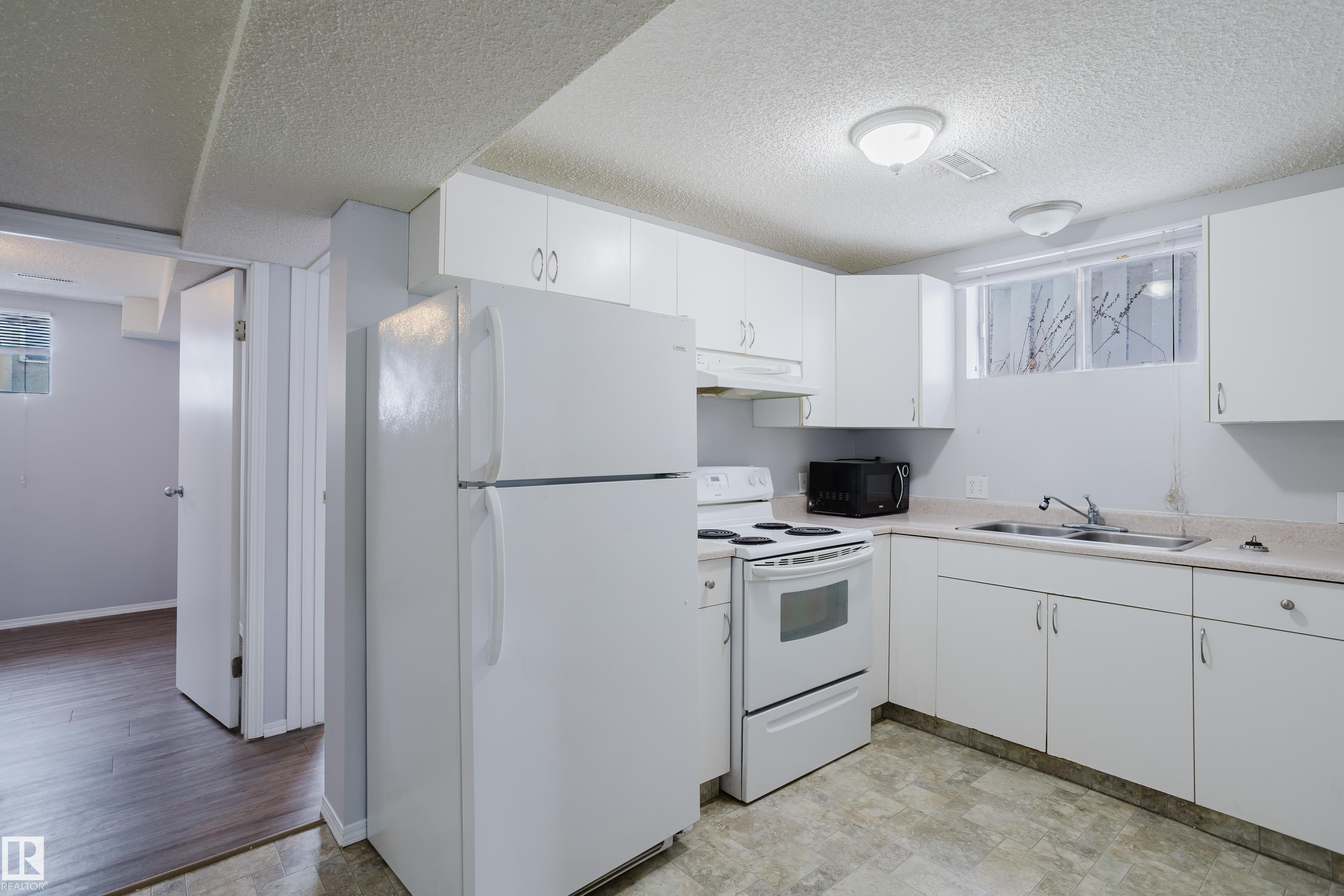 Photo 24 at 12742/ 12744 86 Street NW, Killarney, Edmonton