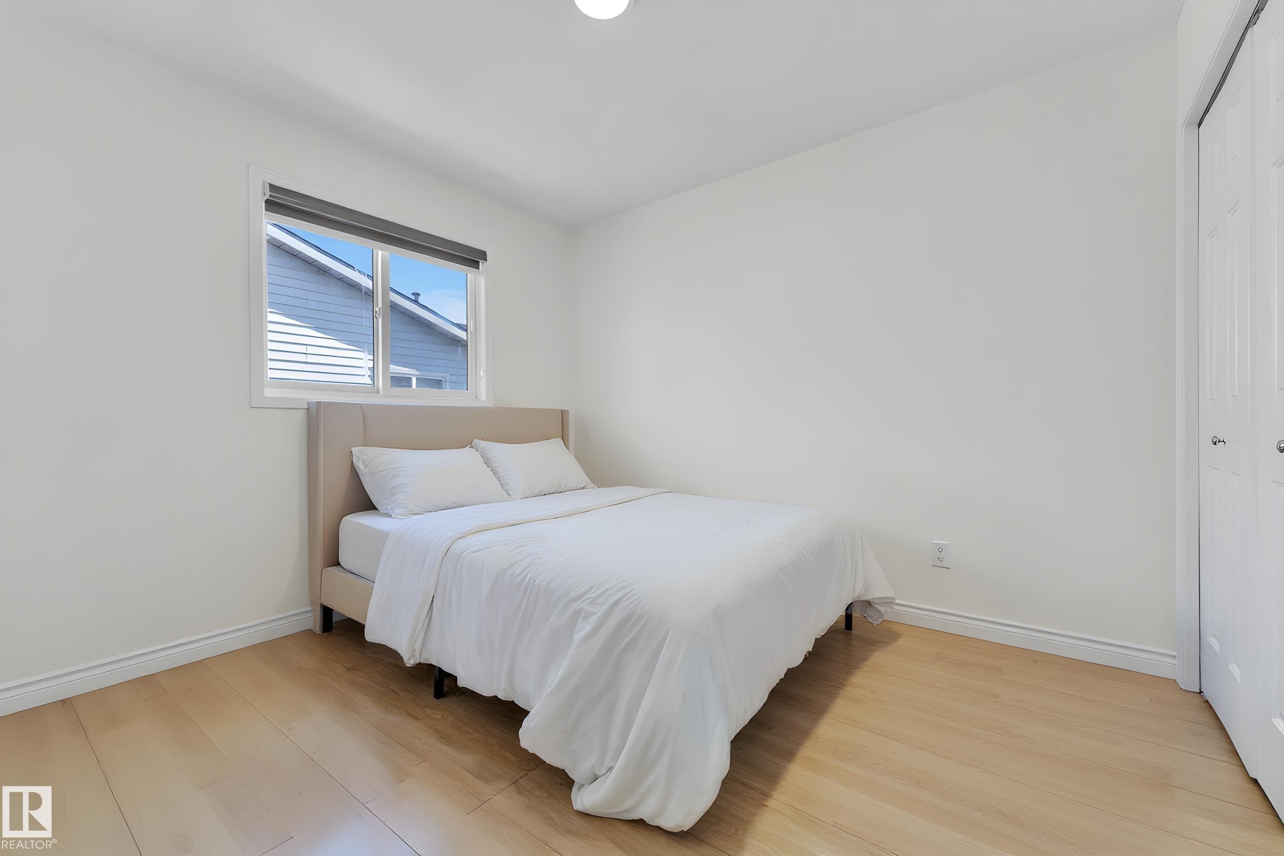 Photo 9 at 2536 35 Street NW, Bisset, Edmonton