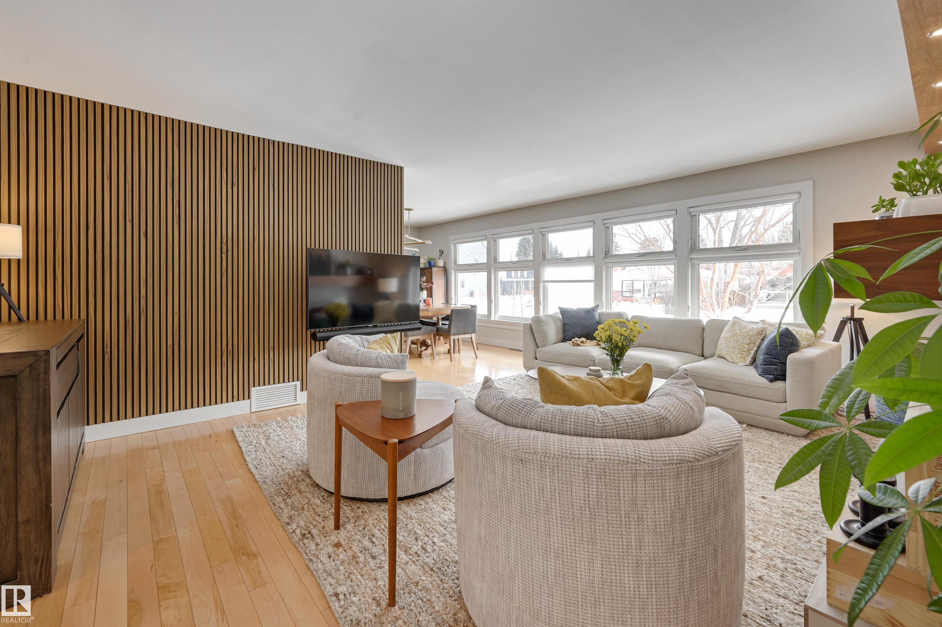 Photo 13 at 9124 141 Street NW, Parkview, Edmonton