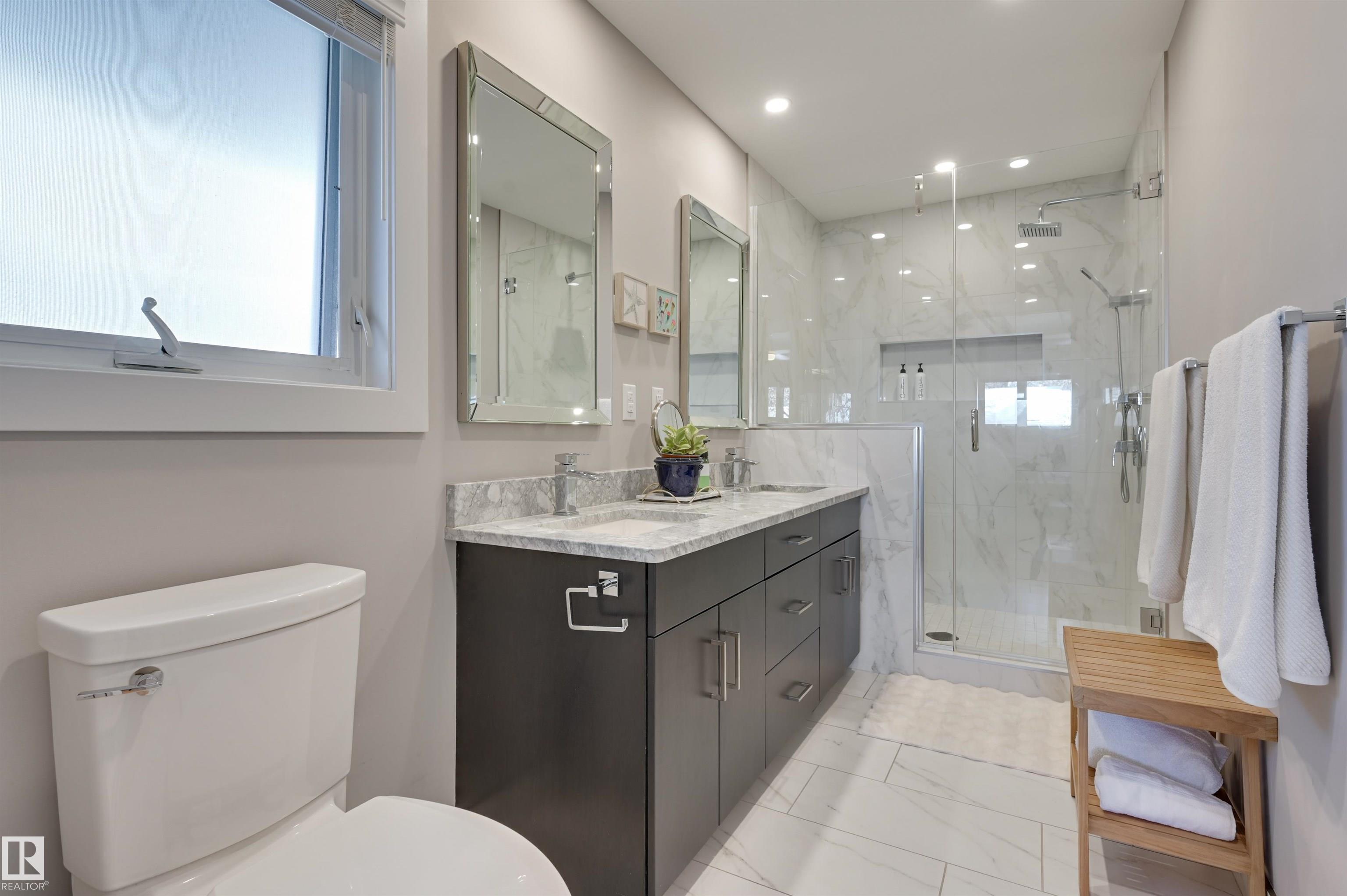 Photo 18 at 9124 141 Street NW, Parkview, Edmonton