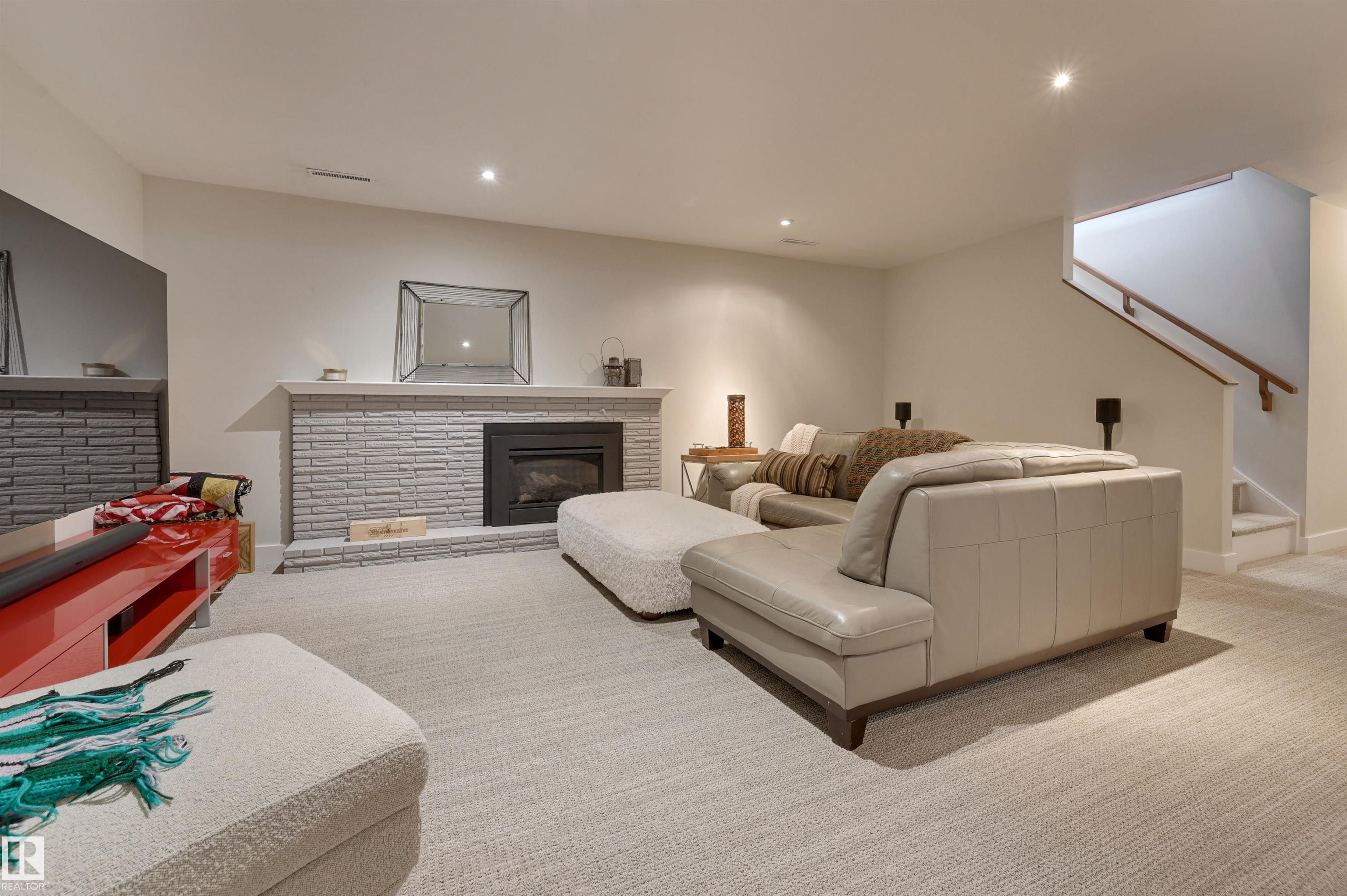 Photo 31 at 9124 141 Street NW, Parkview, Edmonton