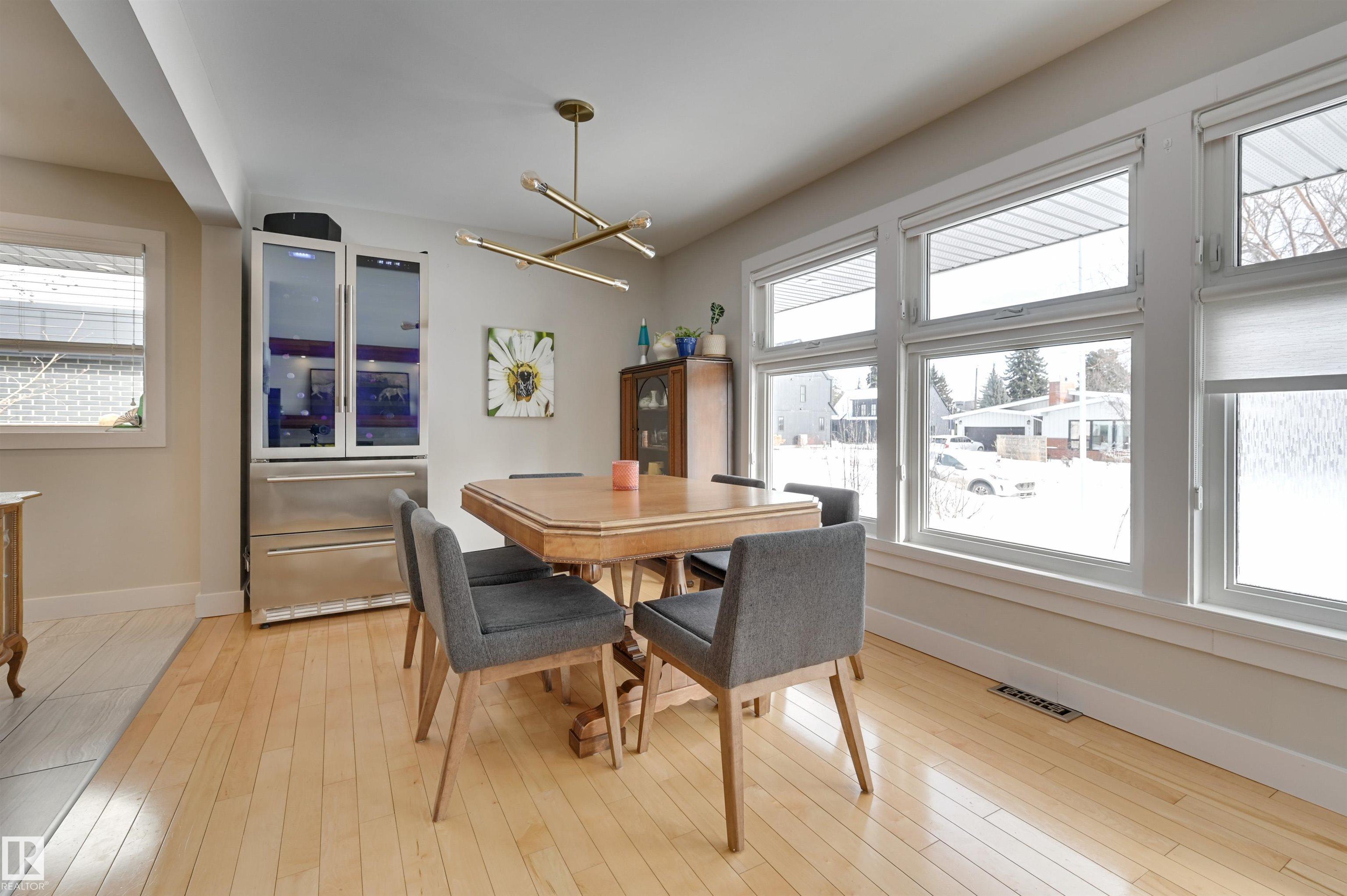 Photo 10 at 9124 141 Street NW, Parkview, Edmonton