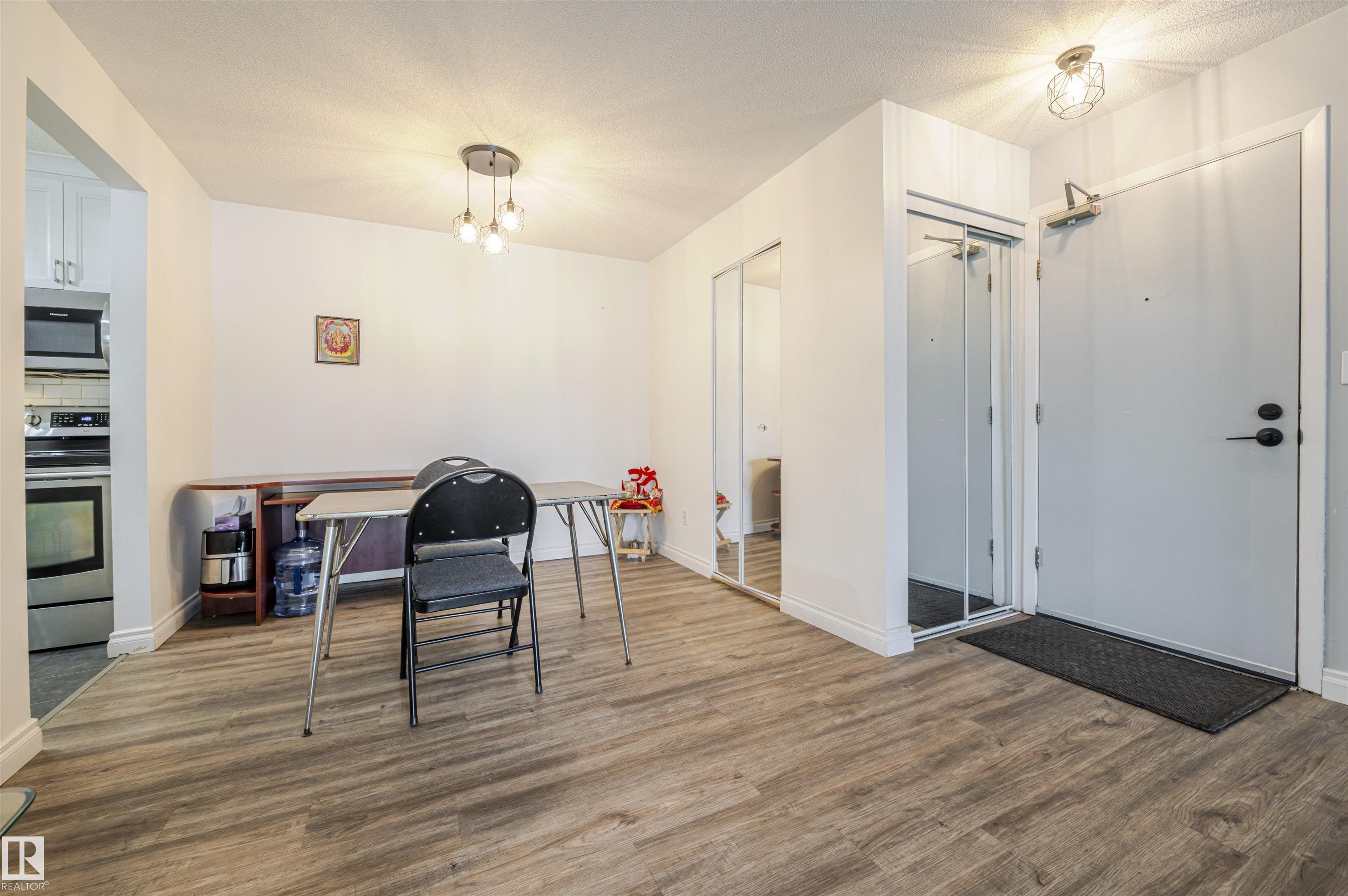 Photo 3 at 104 - 316 Woodbridge Way, Woodbridge Farms, Sherwood Park