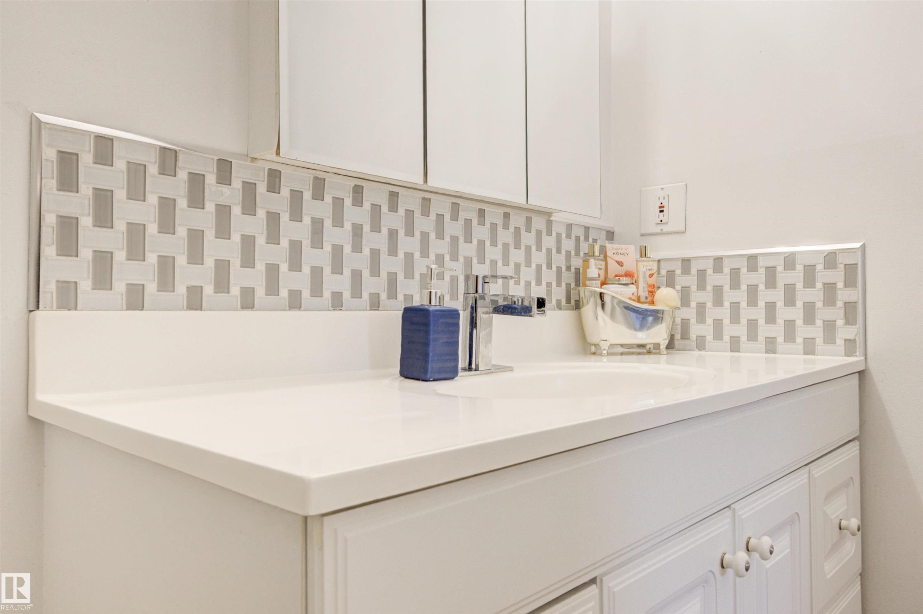 Photo 24 at 104 - 316 Woodbridge Way, Woodbridge Farms, Sherwood Park