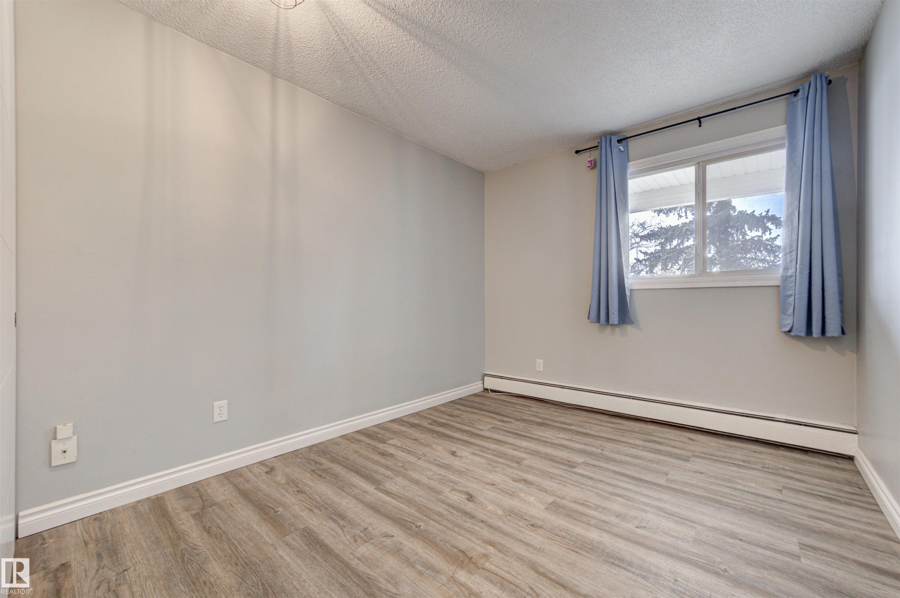 Photo 25 at 104 - 316 Woodbridge Way, Woodbridge Farms, Sherwood Park