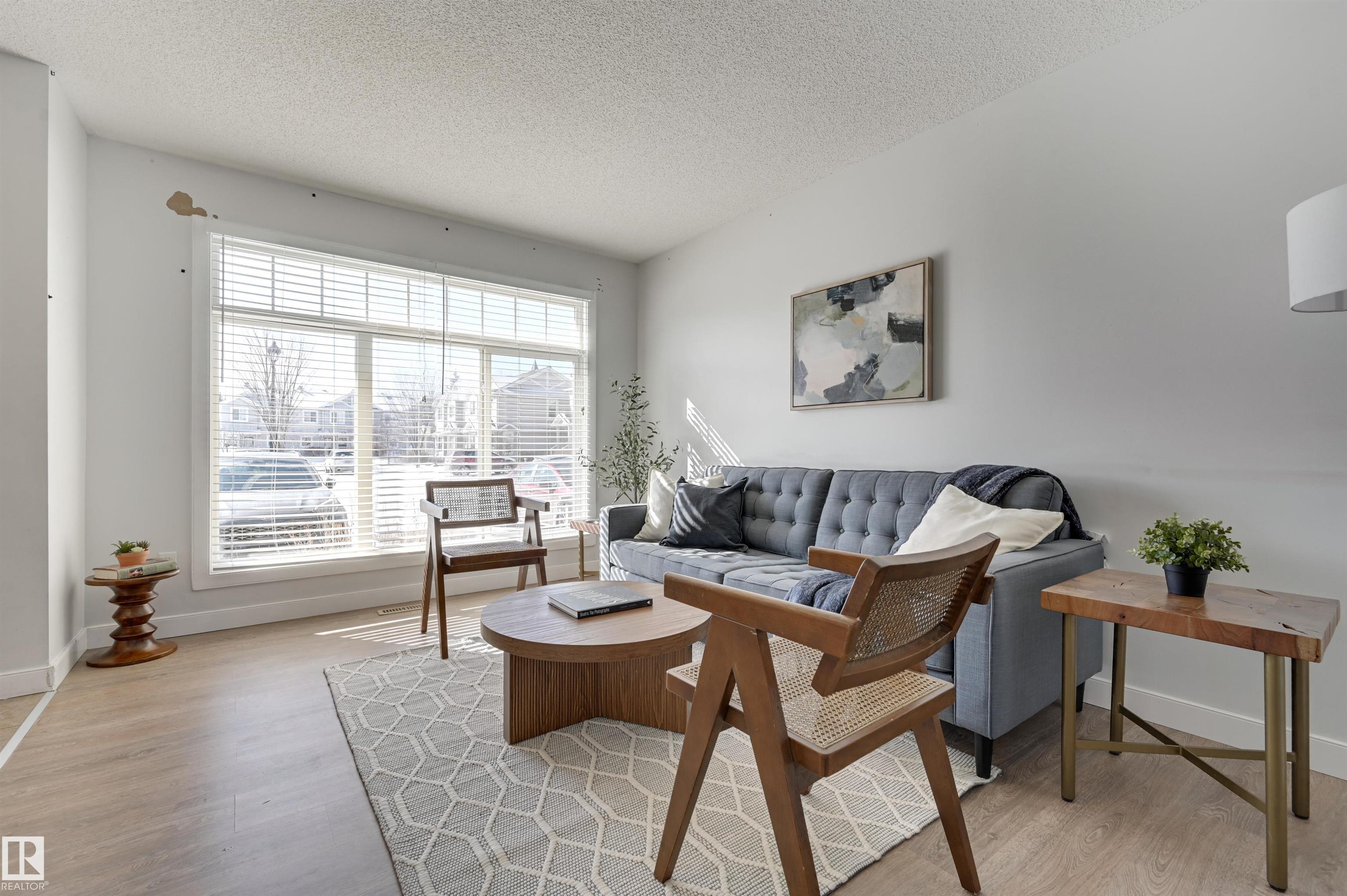 Photo 3 at 21 - 6032 38 Avenue NW, Greenview, Edmonton