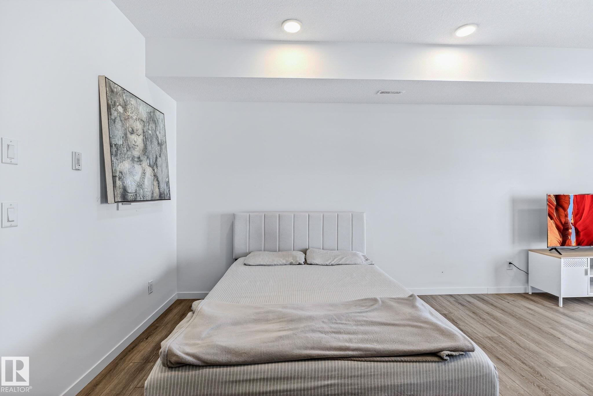 Photo 7 at 301 - 864 Secord Boulevard NW, Secord, Edmonton