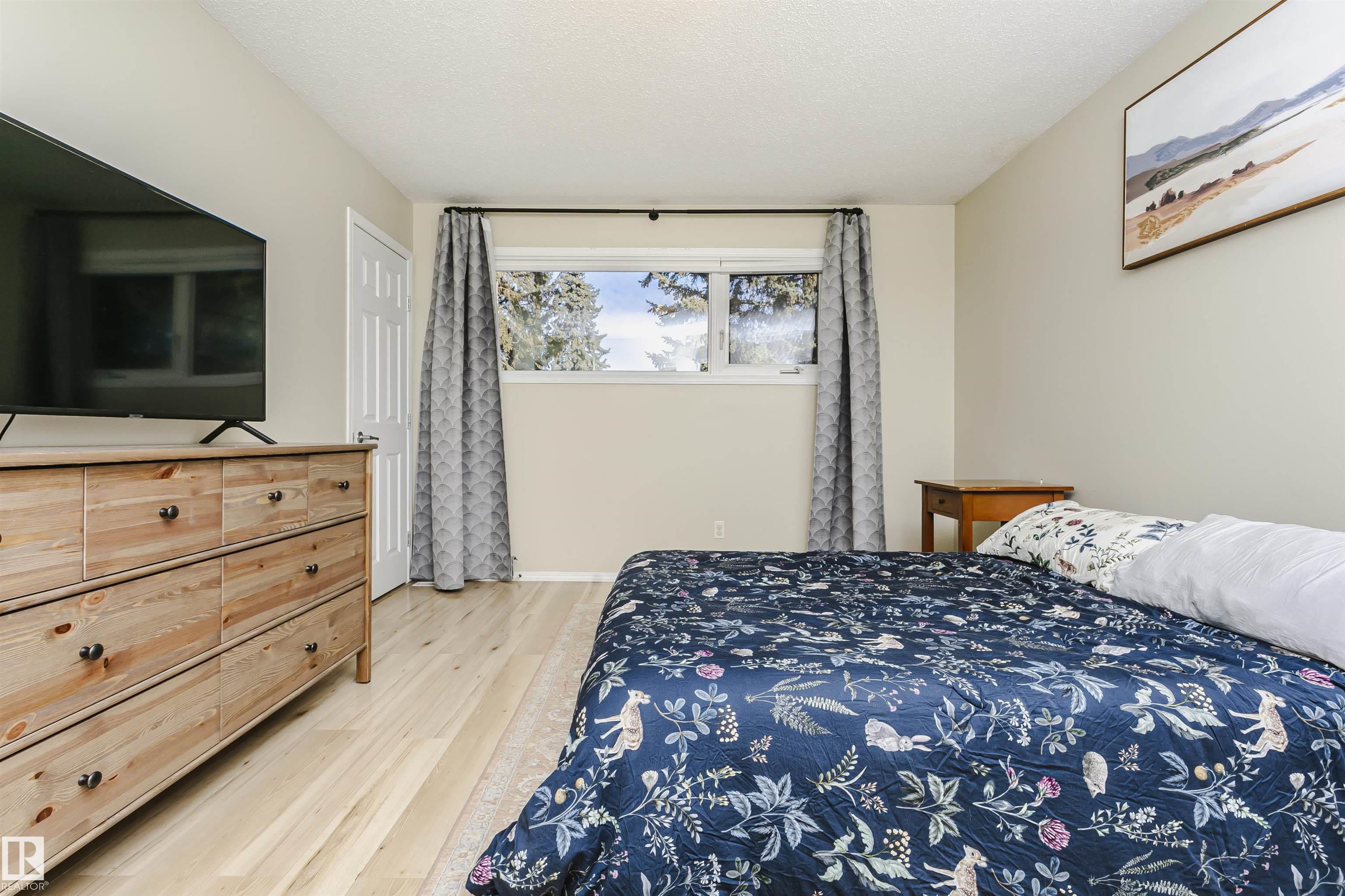 Photo 33 at 9 Burlington Place, Brookwood, Spruce Grove