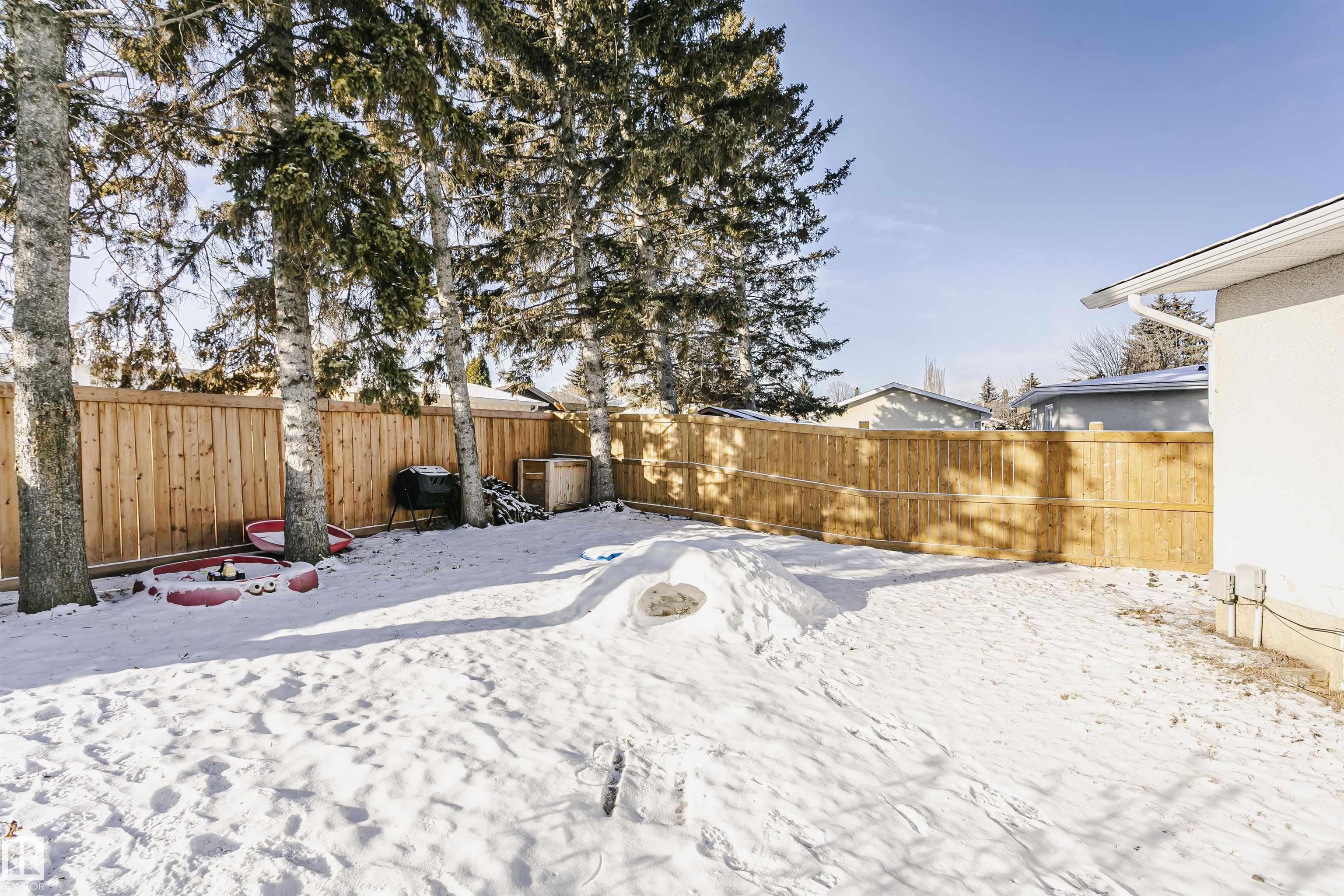 Photo 46 at 9 Burlington Place, Brookwood, Spruce Grove