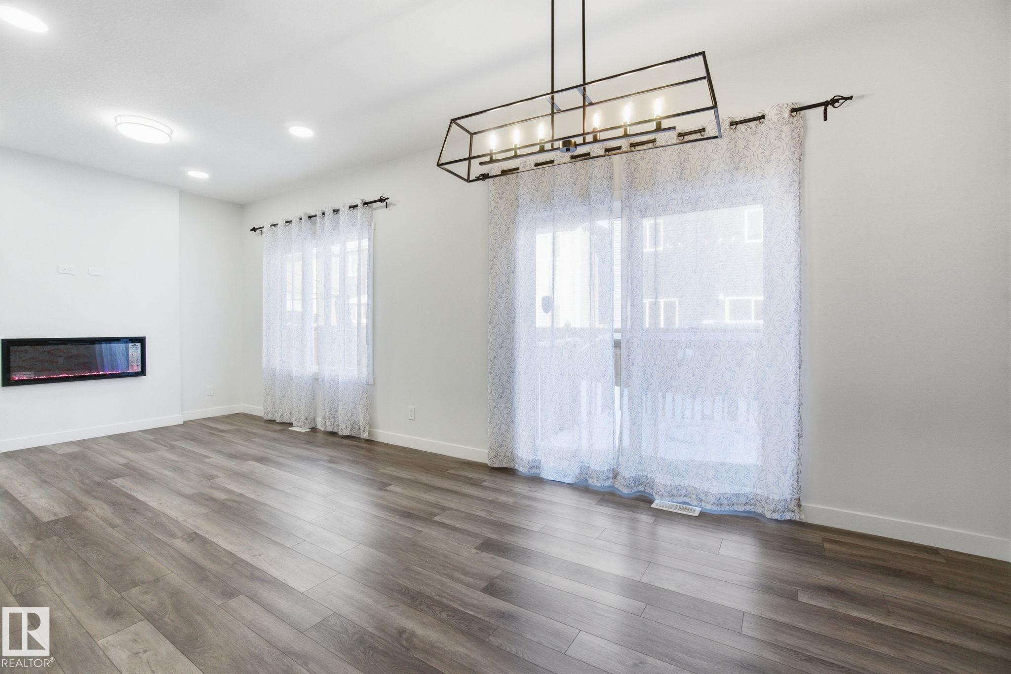 Photo 11 at 19732 28 Avenue NW, The Uplands, Edmonton