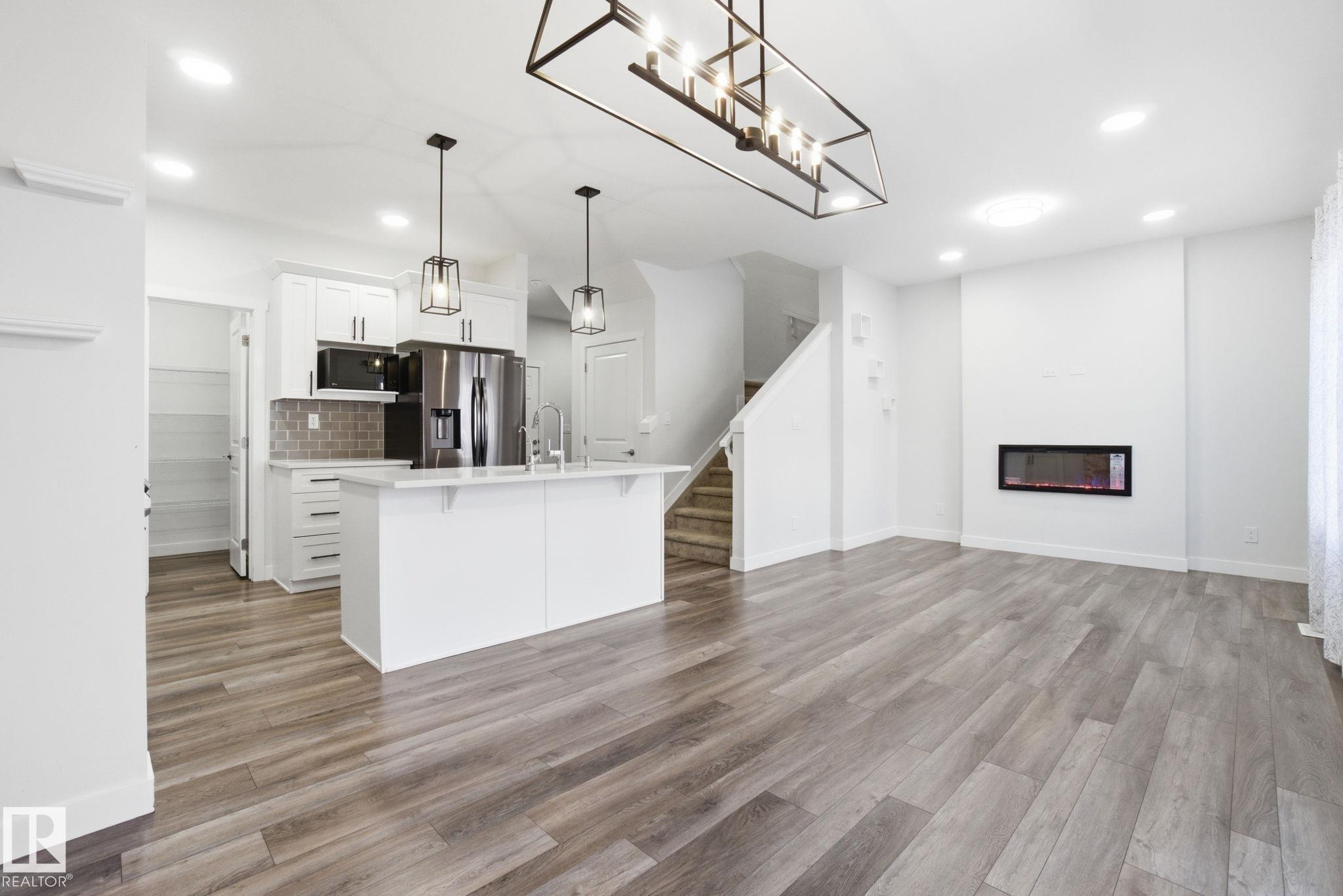 Photo 13 at 19732 28 Avenue NW, The Uplands, Edmonton