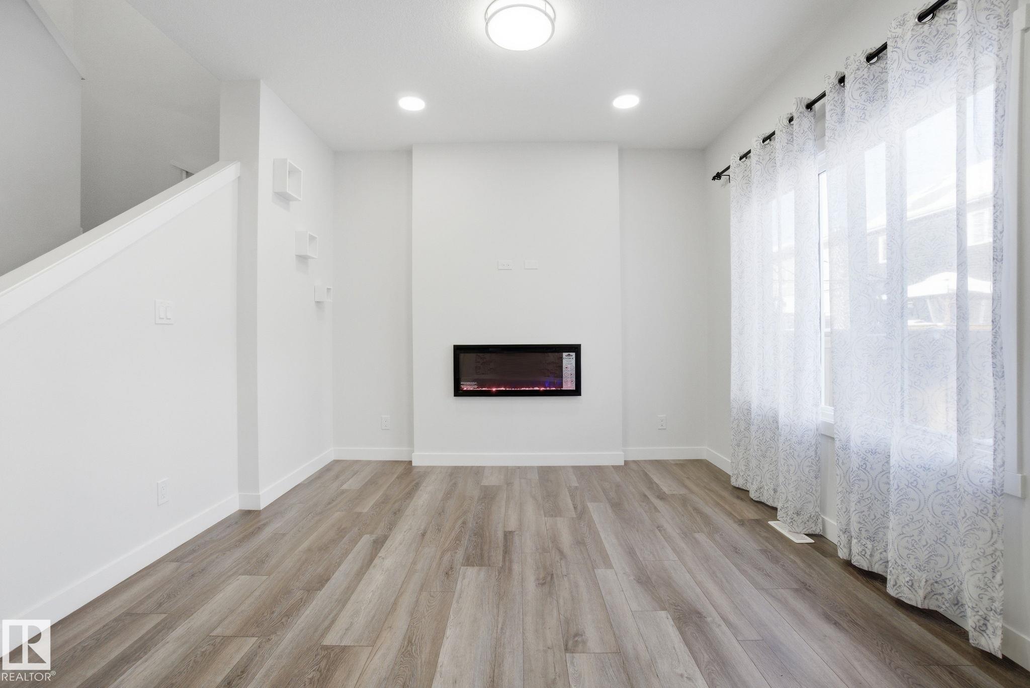 Photo 16 at 19732 28 Avenue NW, The Uplands, Edmonton