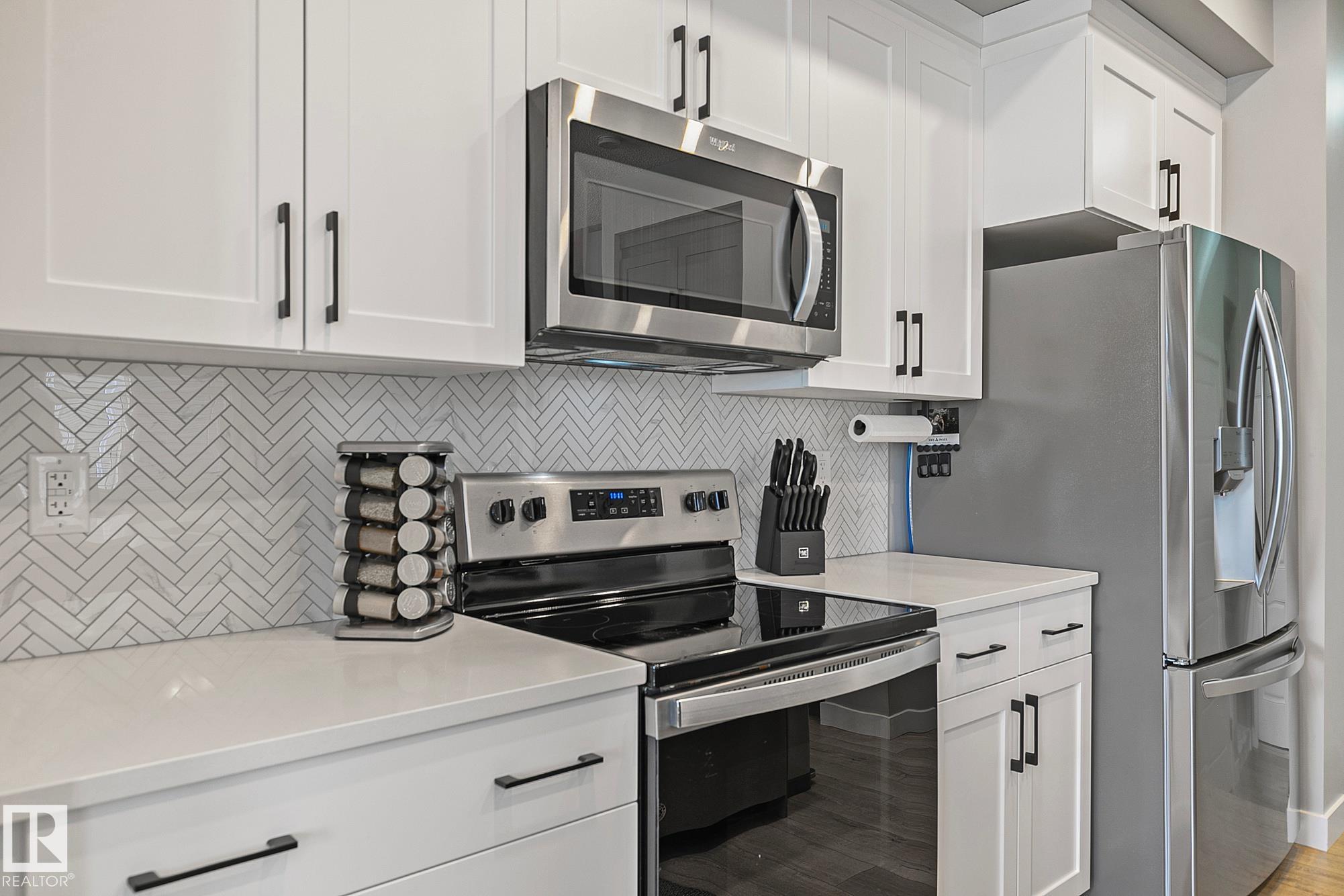 Photo 14 at 1630 203 Street NW, Stillwater, Edmonton