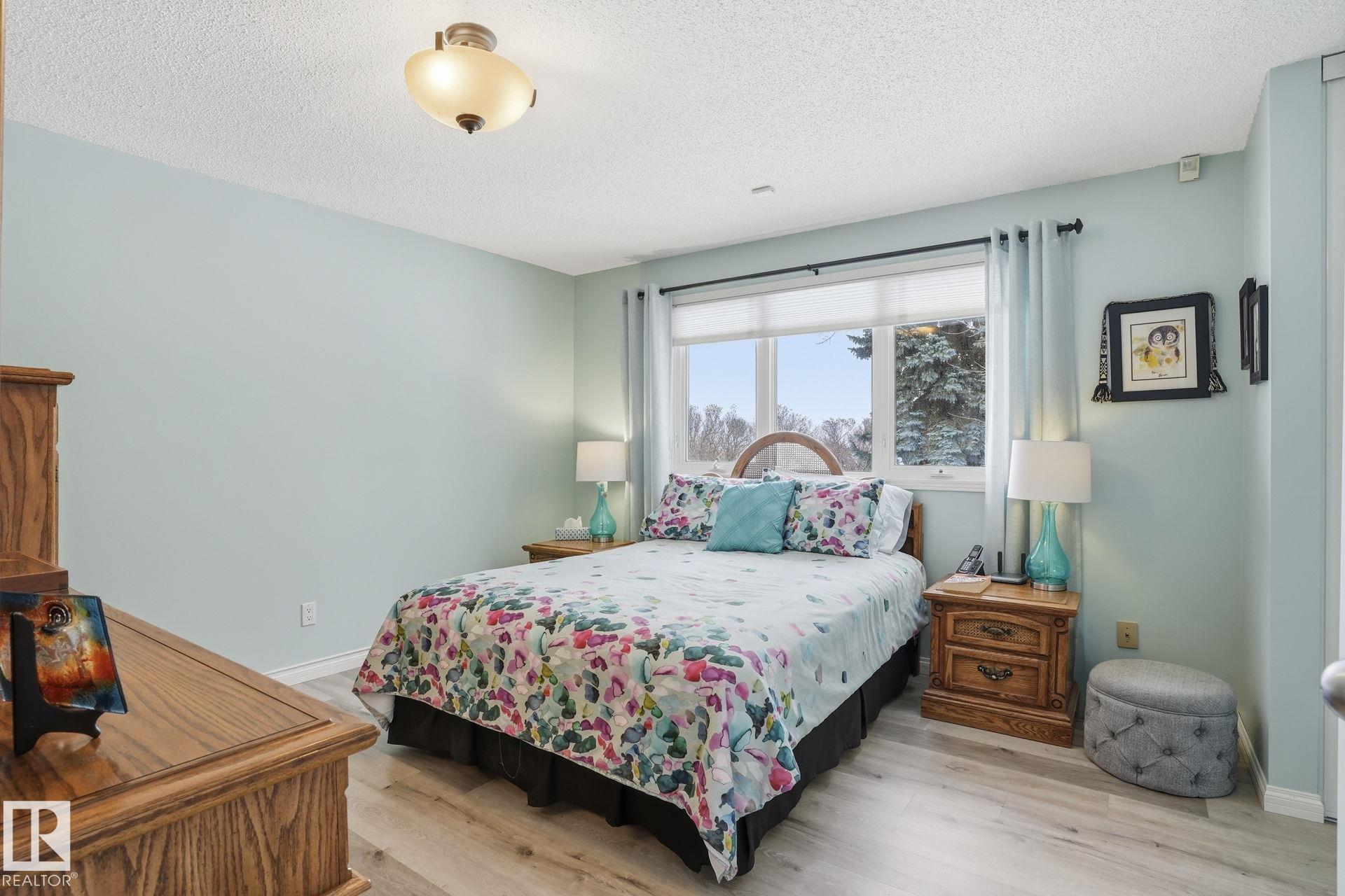 Photo 11 at 1551 Ellerslie Road SW, Decoteau, Edmonton