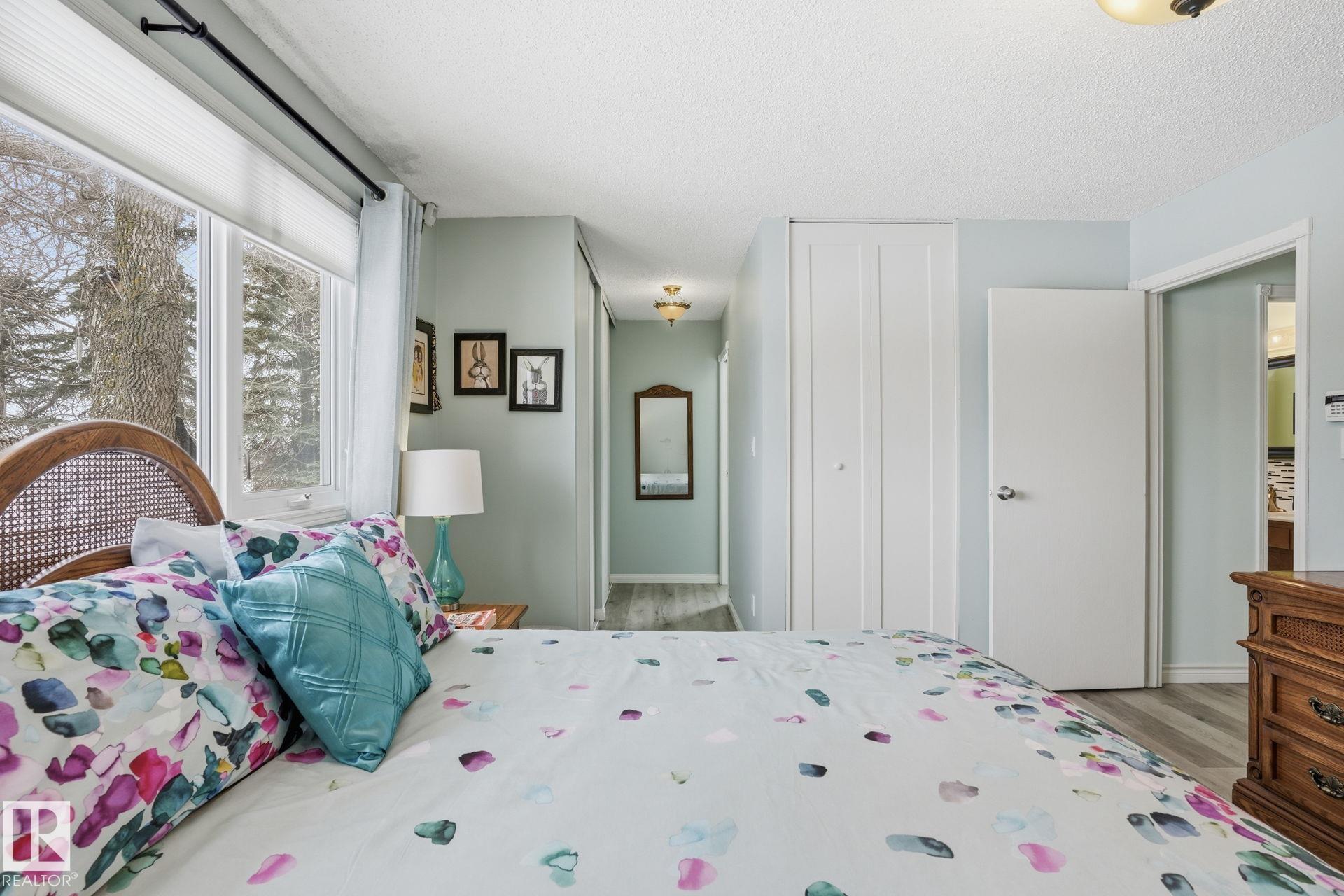 Photo 12 at 1551 Ellerslie Road SW, Decoteau, Edmonton