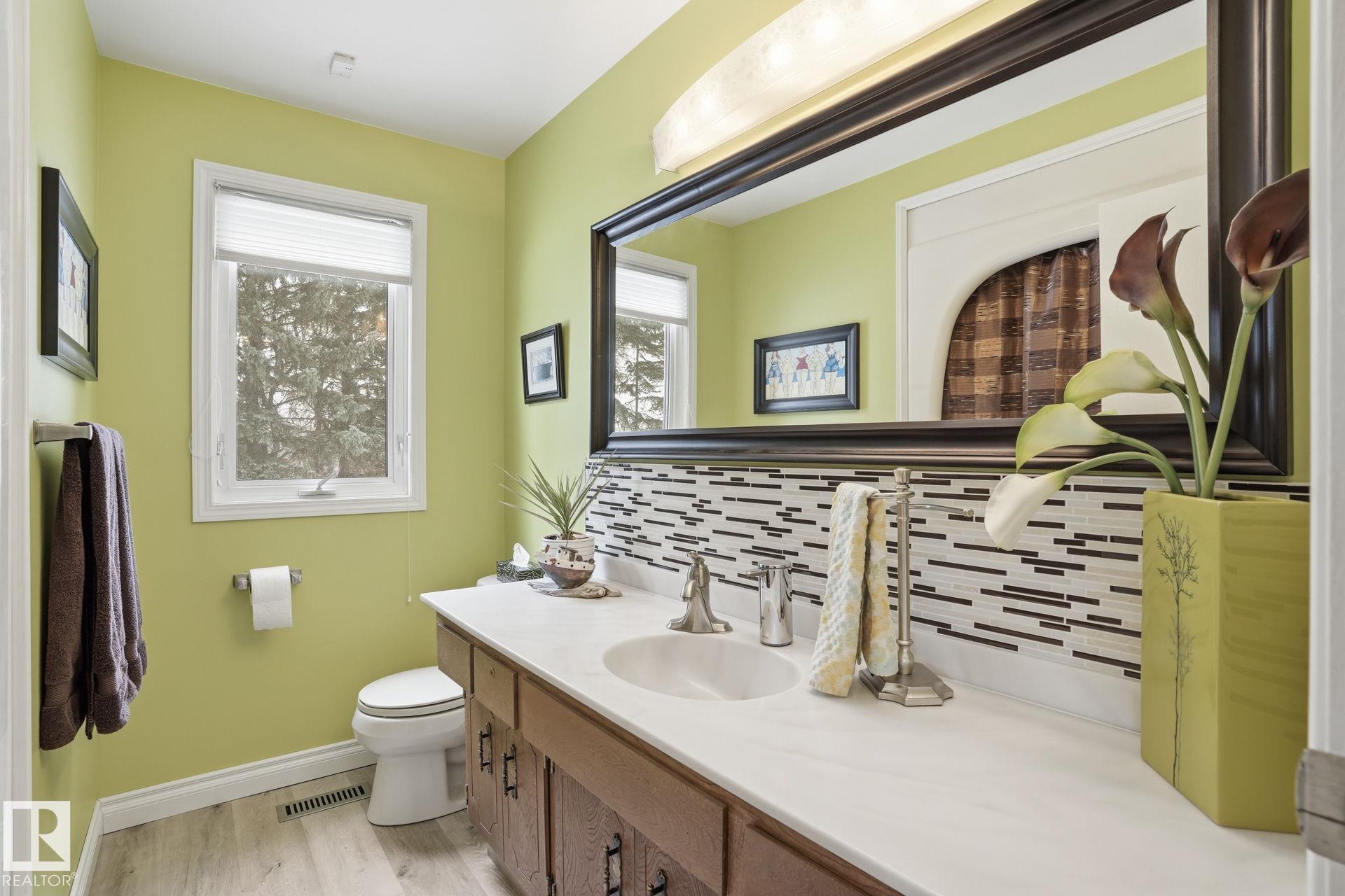 Photo 16 at 1551 Ellerslie Road SW, Decoteau, Edmonton