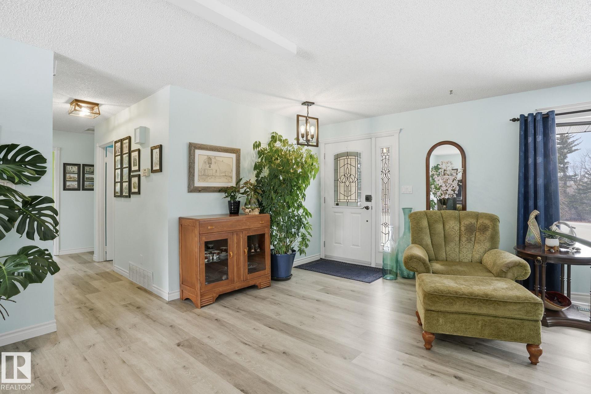 Photo 3 at 1551 Ellerslie Road SW, Decoteau, Edmonton