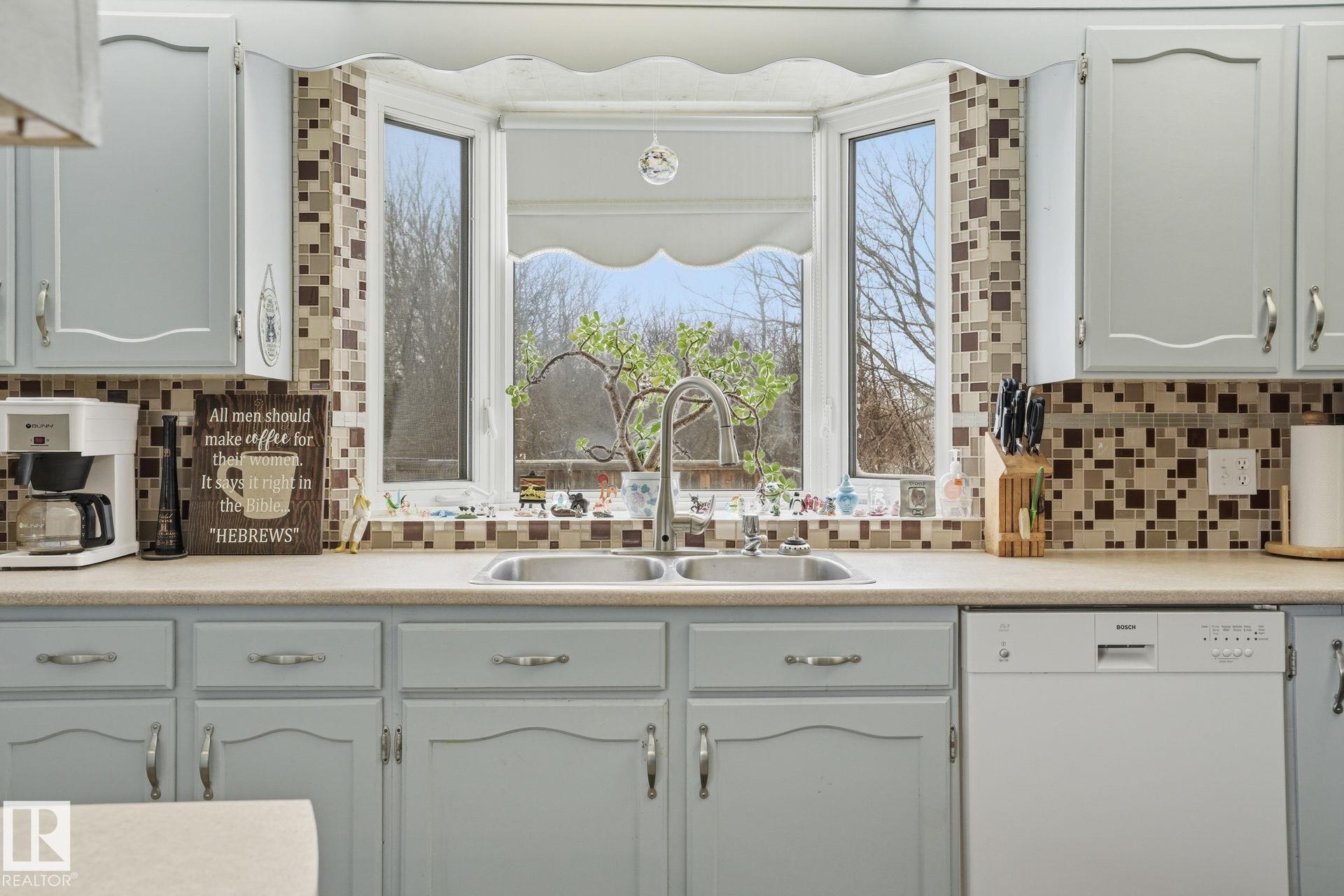 Photo 34 at 1551 Ellerslie Road SW, Decoteau, Edmonton