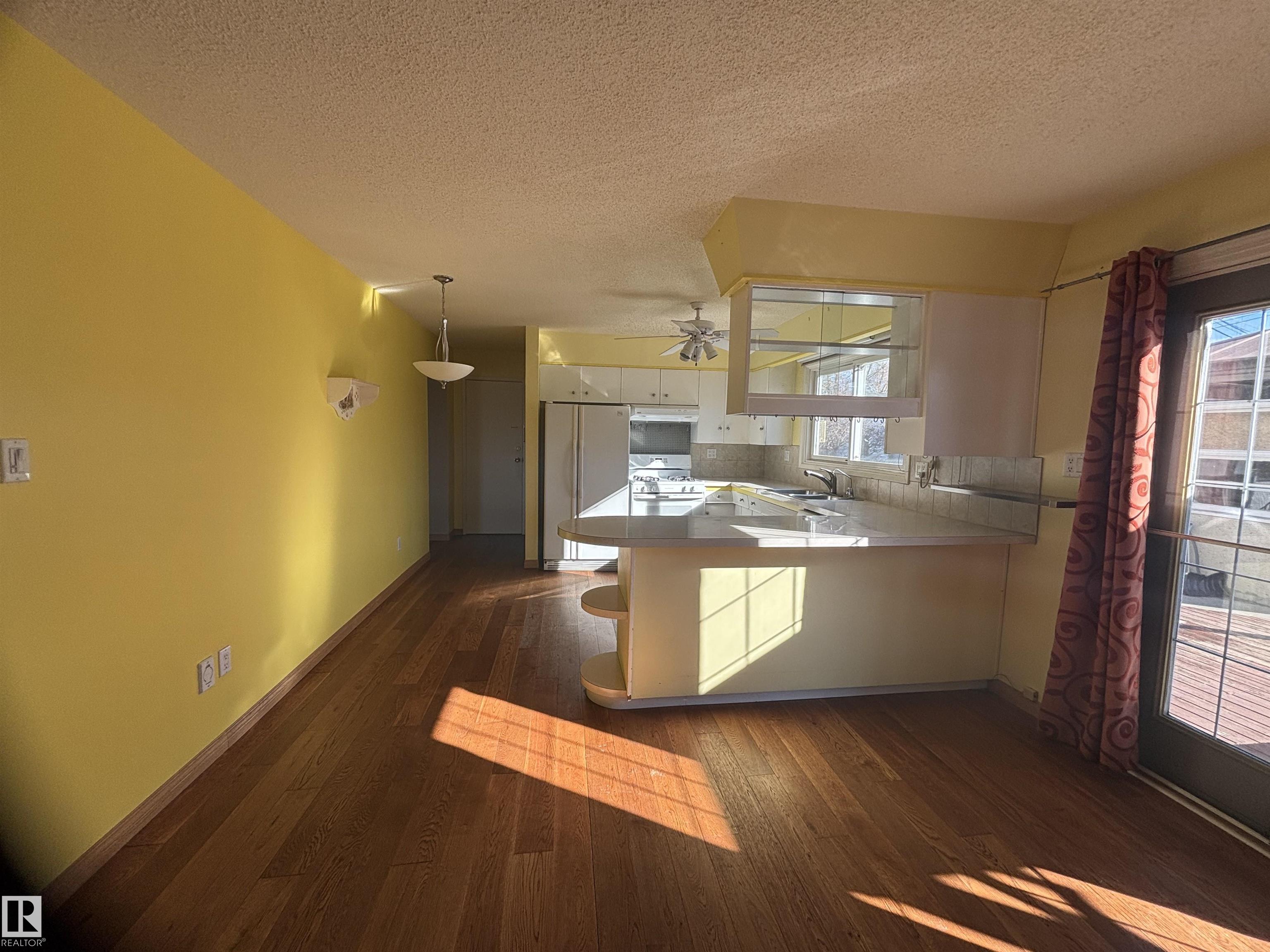 Photo 16 at 11427 44a Avenue NW, Royal Gardens, Edmonton