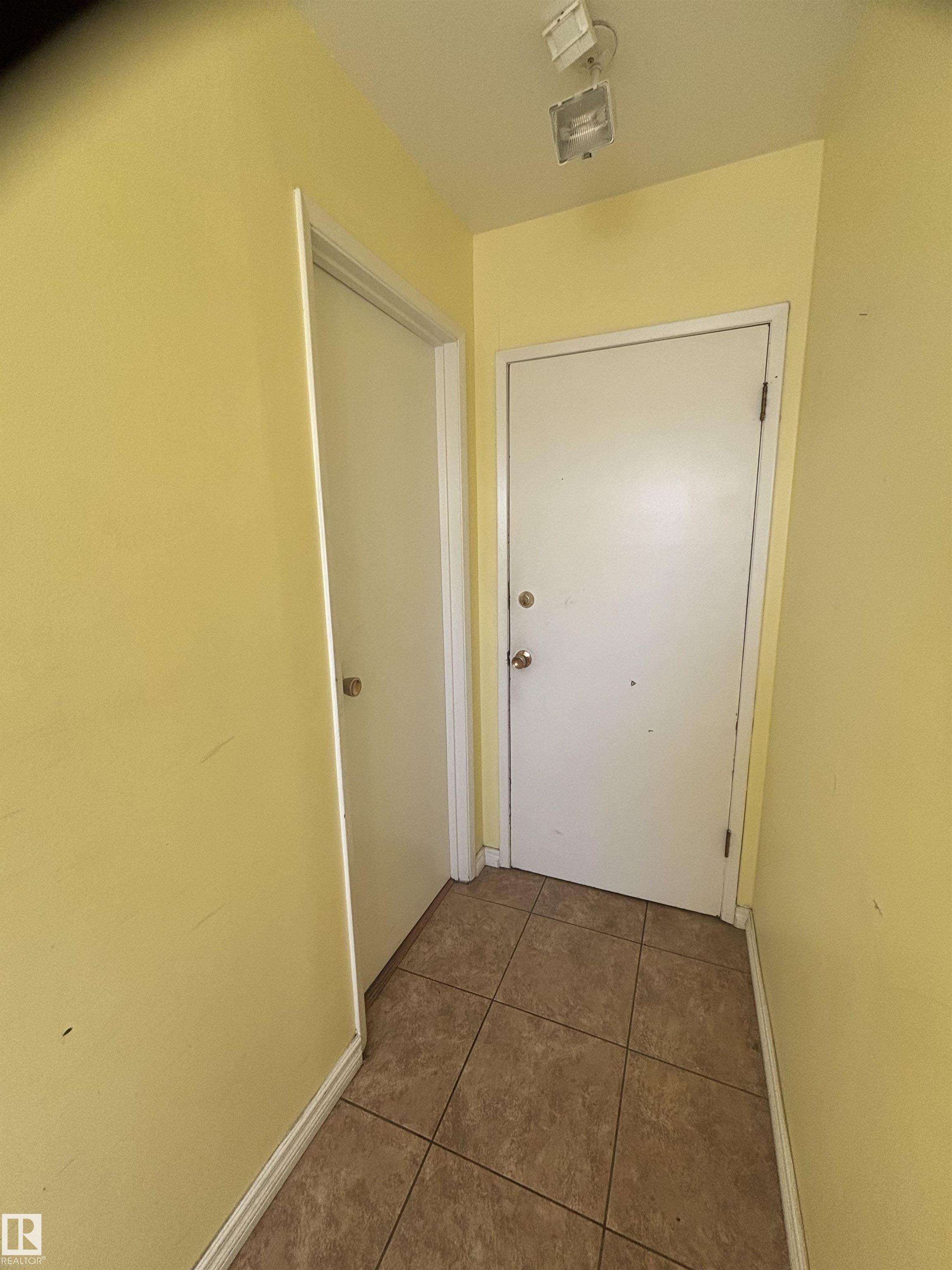 Photo 23 at 11427 44a Avenue NW, Royal Gardens, Edmonton