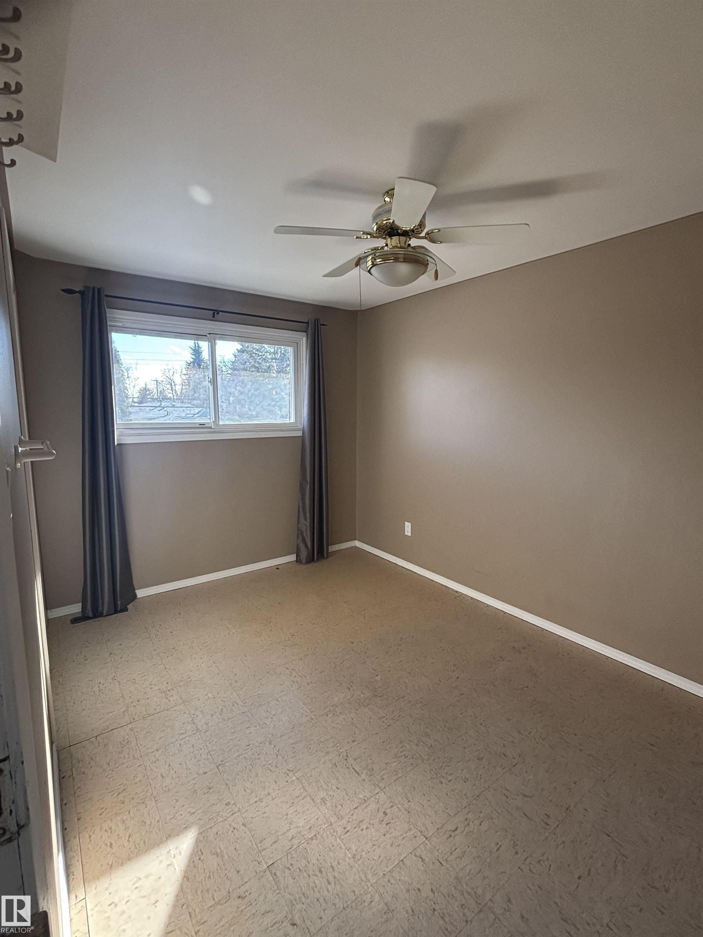 Photo 33 at 11427 44a Avenue NW, Royal Gardens, Edmonton