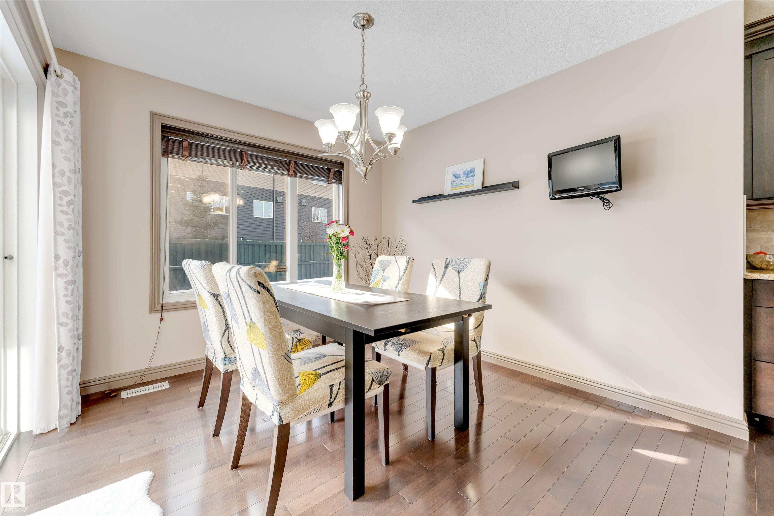 Photo 12 at 12063 21 Avenue SW, Rutherford, Edmonton