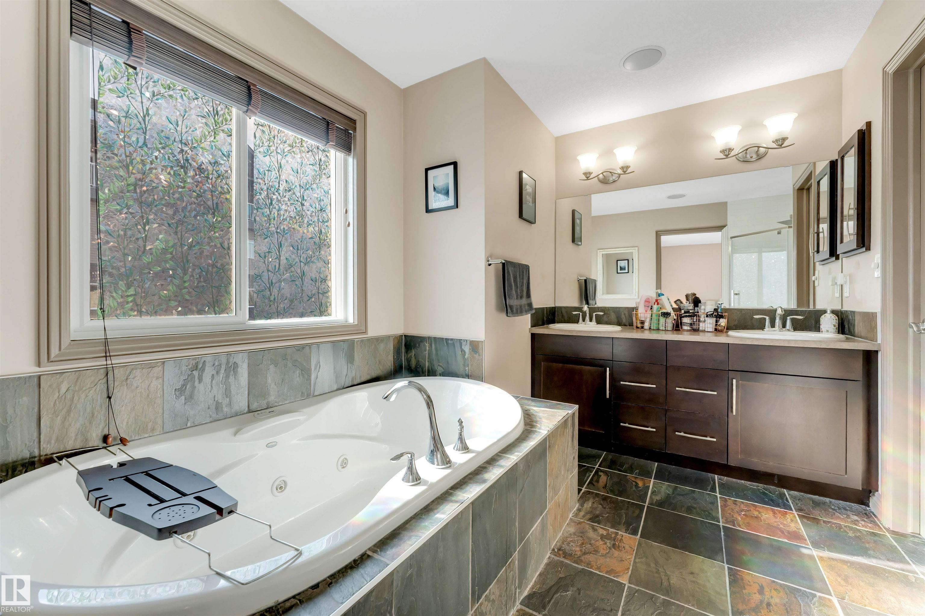 Photo 17 at 12063 21 Avenue SW, Rutherford, Edmonton