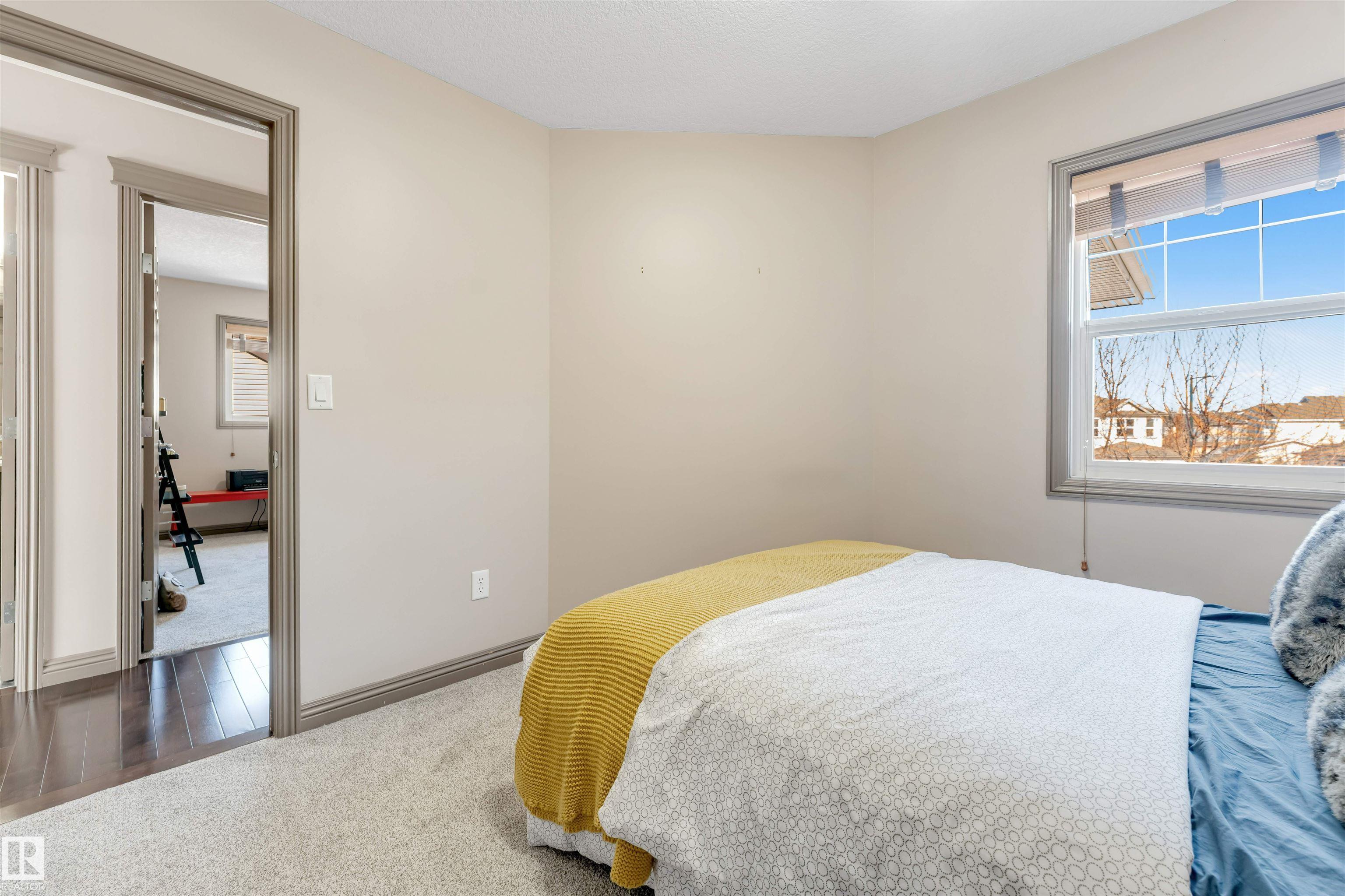 Photo 23 at 12063 21 Avenue SW, Rutherford, Edmonton