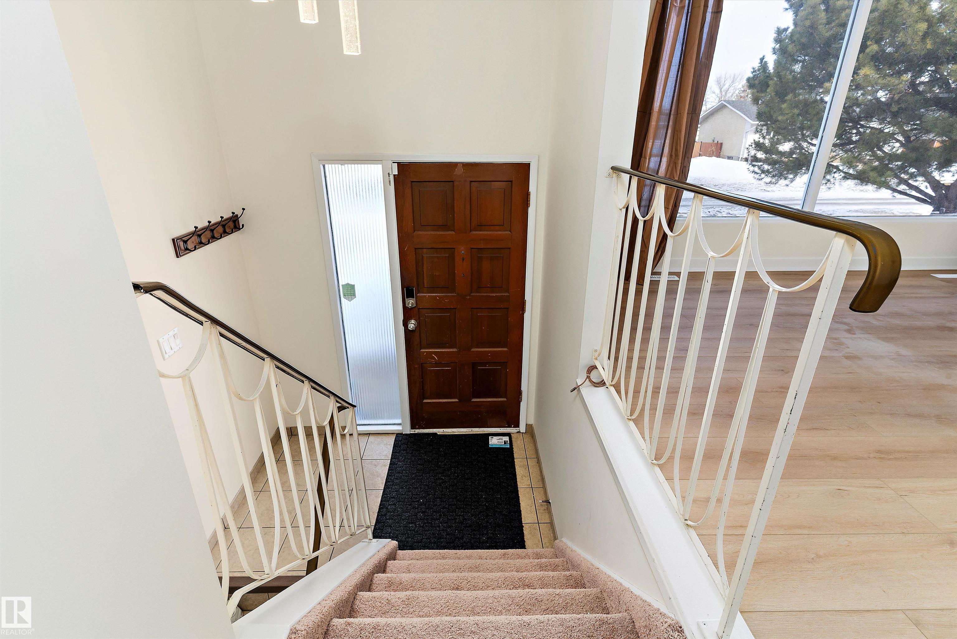 Photo 4 at 10951 35a Avenue NW, Duggan, Edmonton