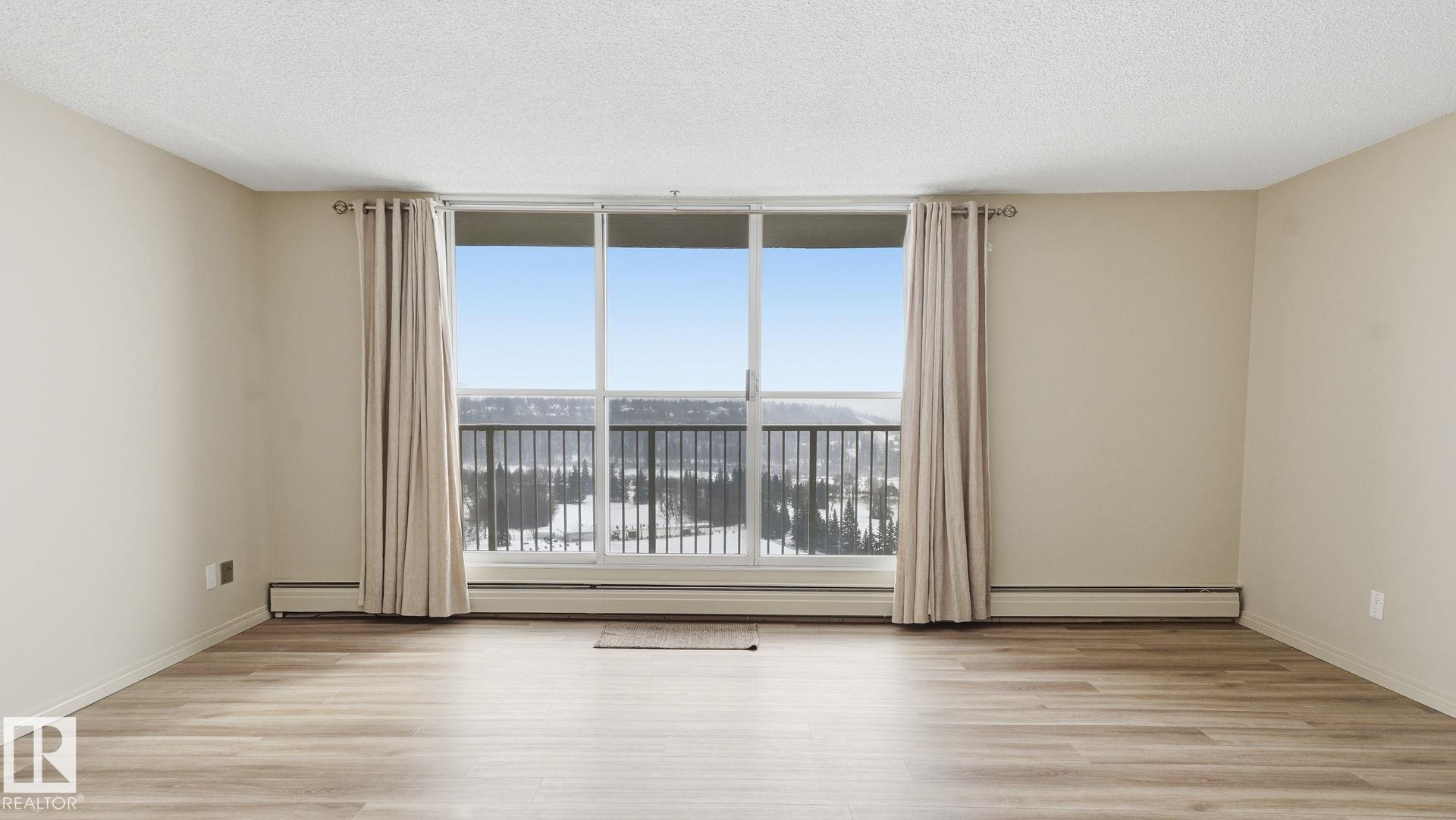 Photo 11 at 406 - 12121 Jasper Avenue NW, Wîhkwêntôwin, Edmonton