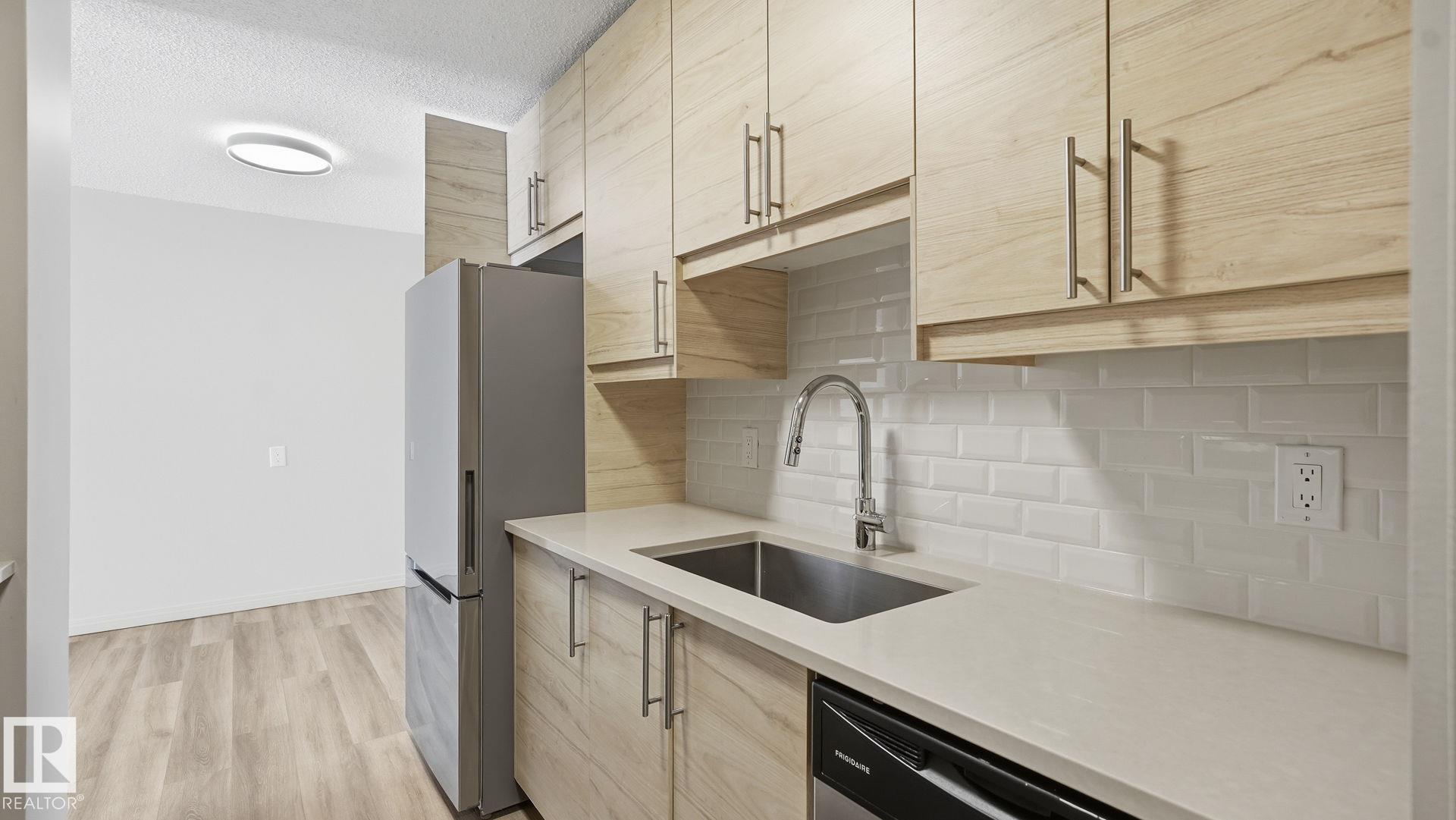 Picture for #406 12121 JASPER AV NW