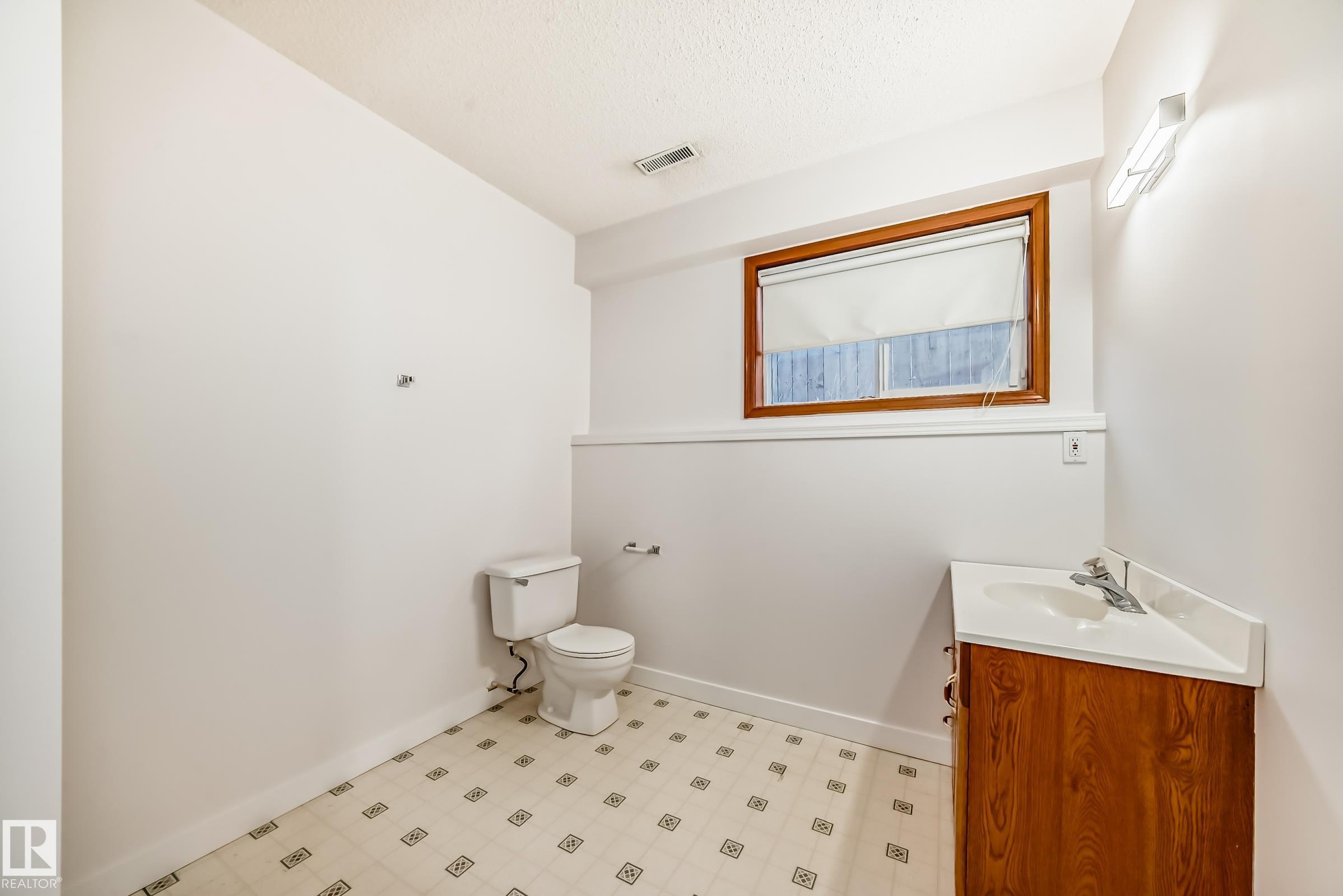 Photo 25 at 14063 128 Street NW, Hudson, Edmonton
