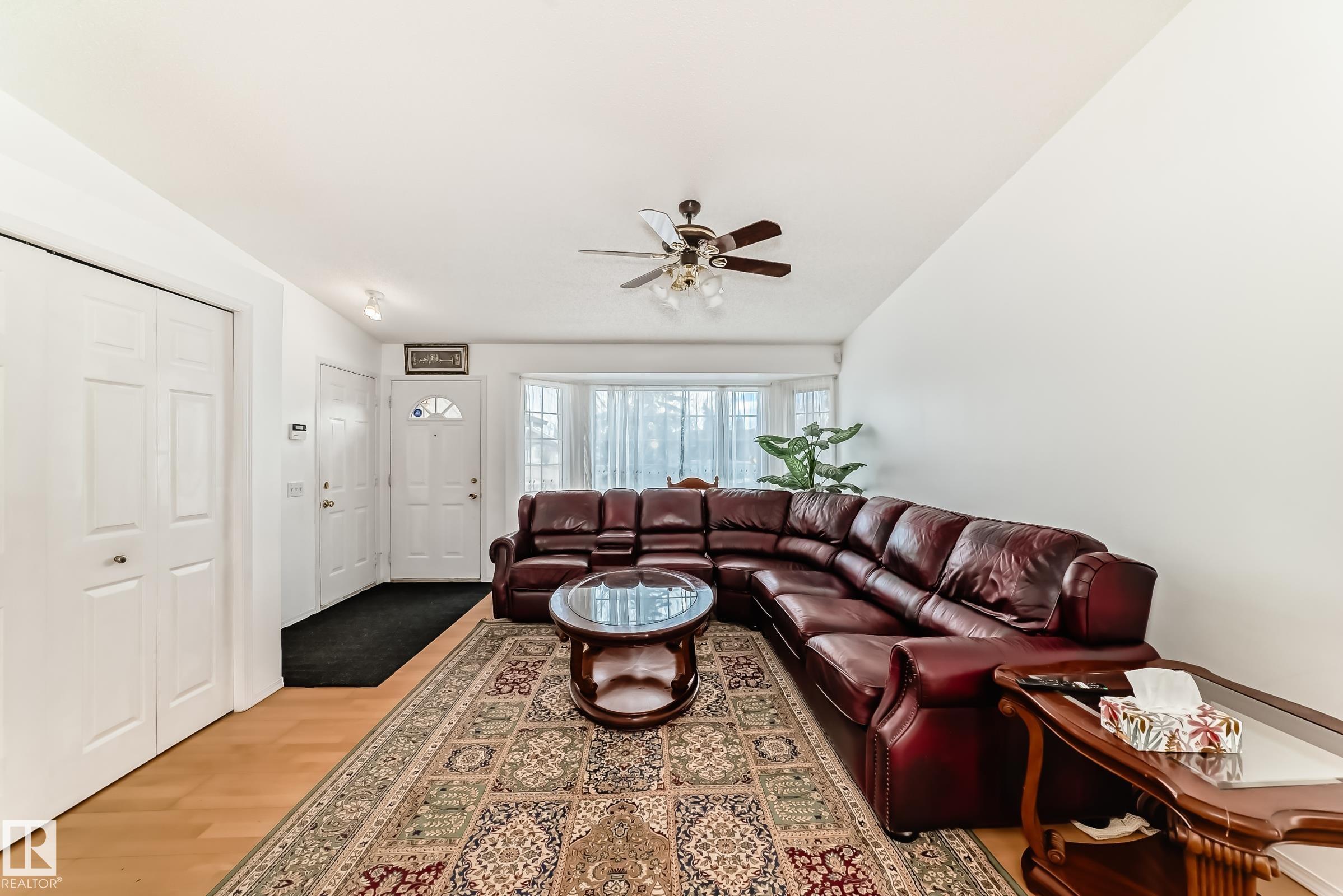 Picture for 11532 9 AV NW